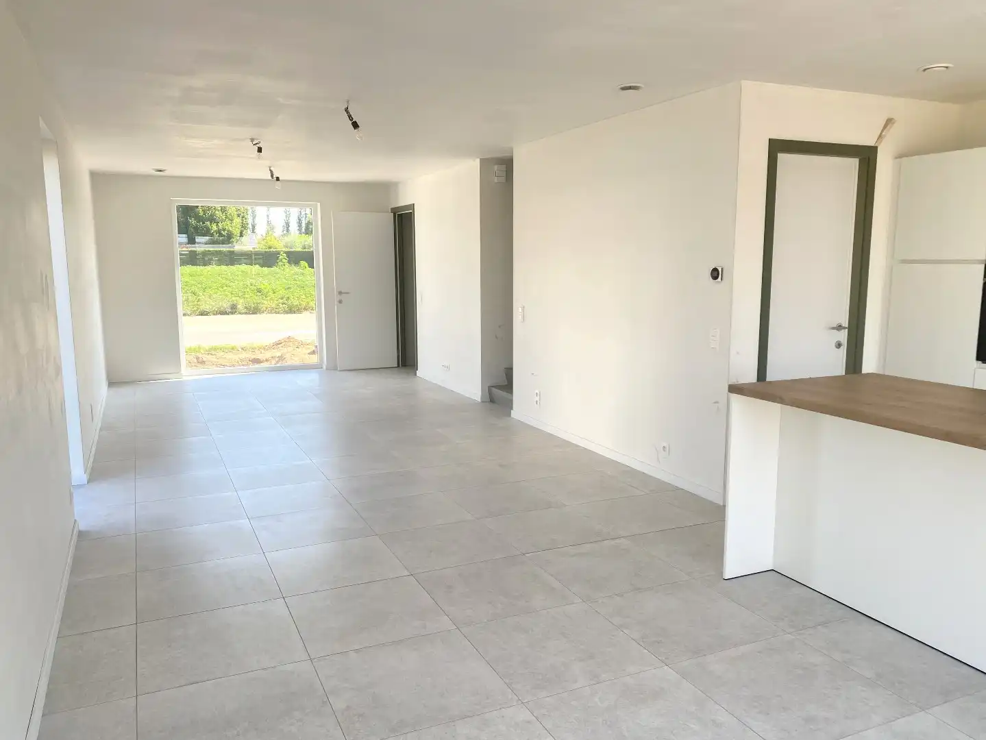 Rustig gelegen, moderne, halfopen nieuwbouwwoning in Machelen (Zulte) foto 7