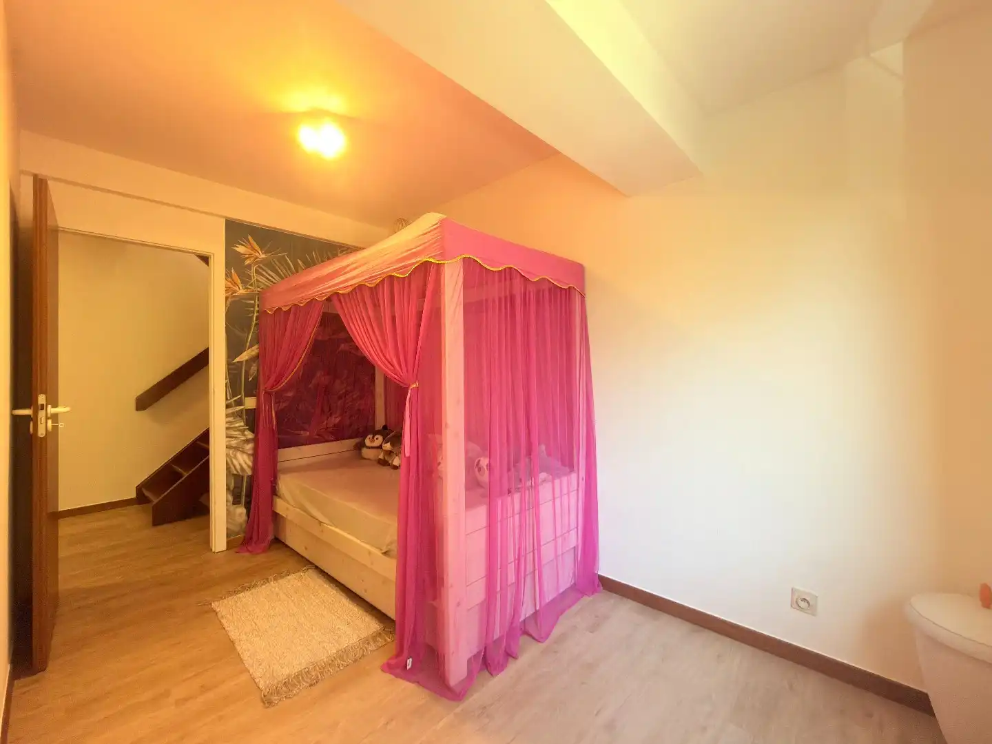 Lichtrijk duplex appartement in centrum Leuven foto 12