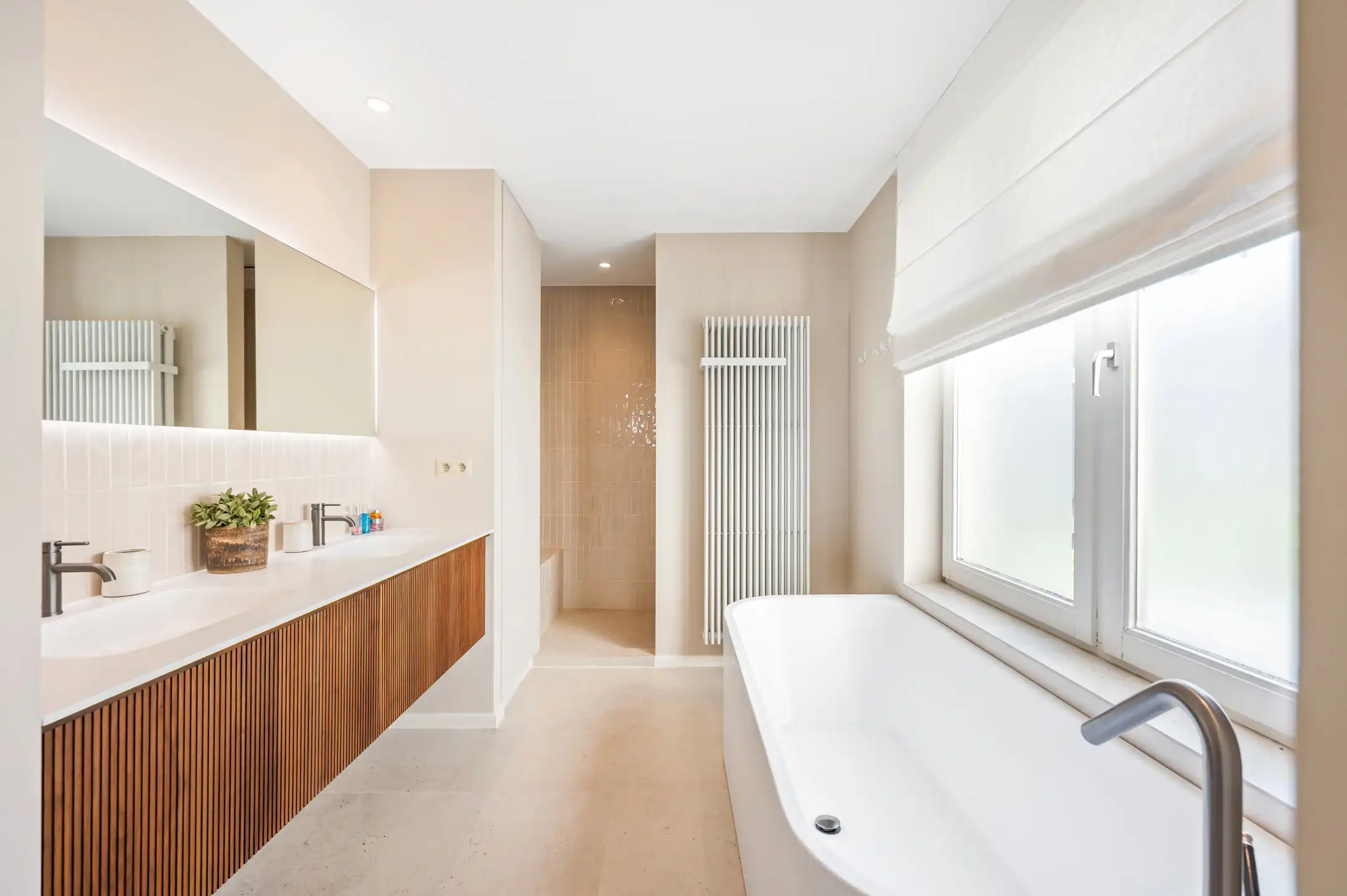 ANTWERPEN ZURENBORG - Gerenoveerd herenhuis met karakter foto 12