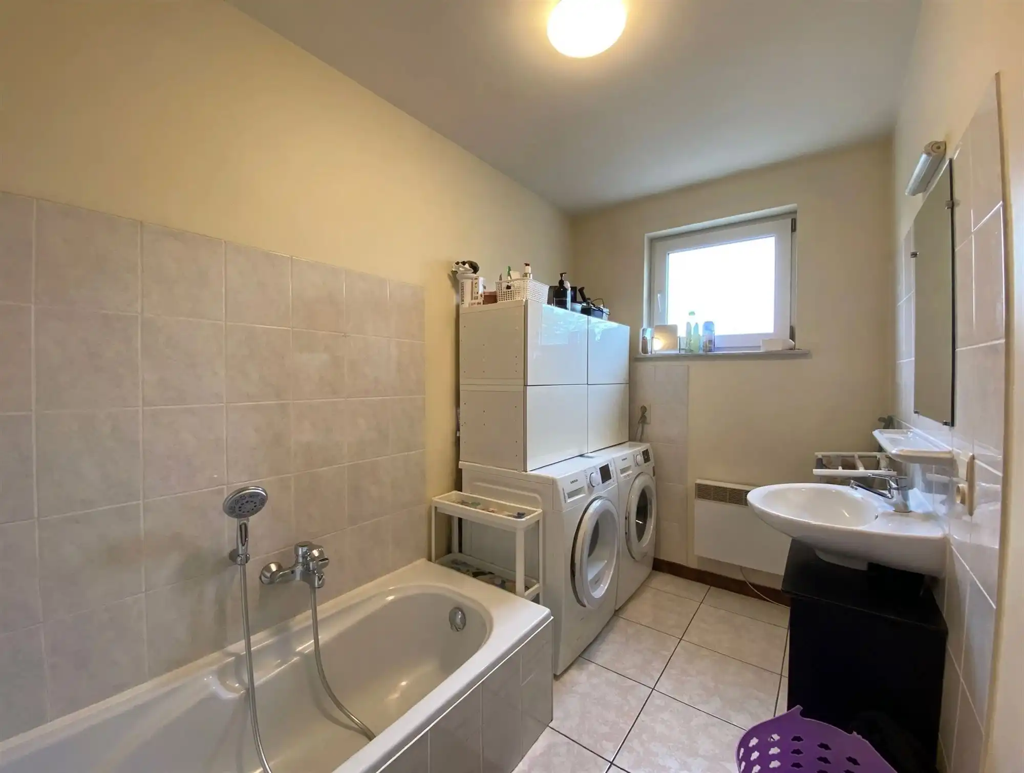 Ruim 2 slaapkamer appartement met garage te Ertvelde foto 13