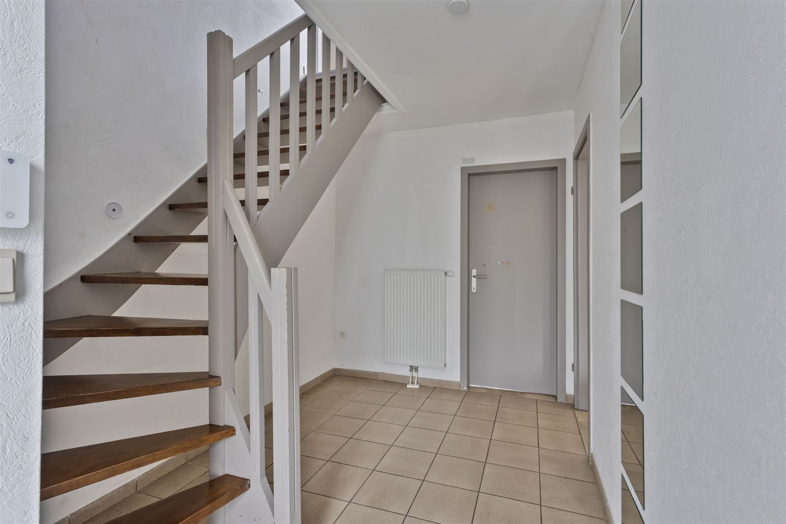 Woning gelegen in een doodlopende straat met 3 slaapkamers te Beersel  foto 10