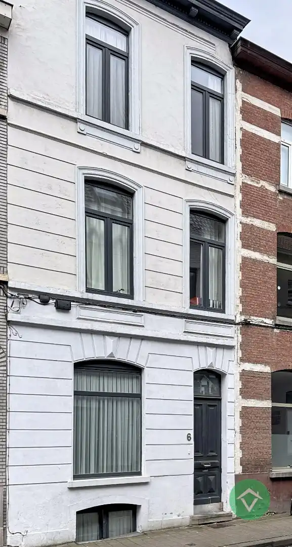 Karaktervolle en energiezuinige woning met 4 slaapkamers op topligging te Gent foto 2