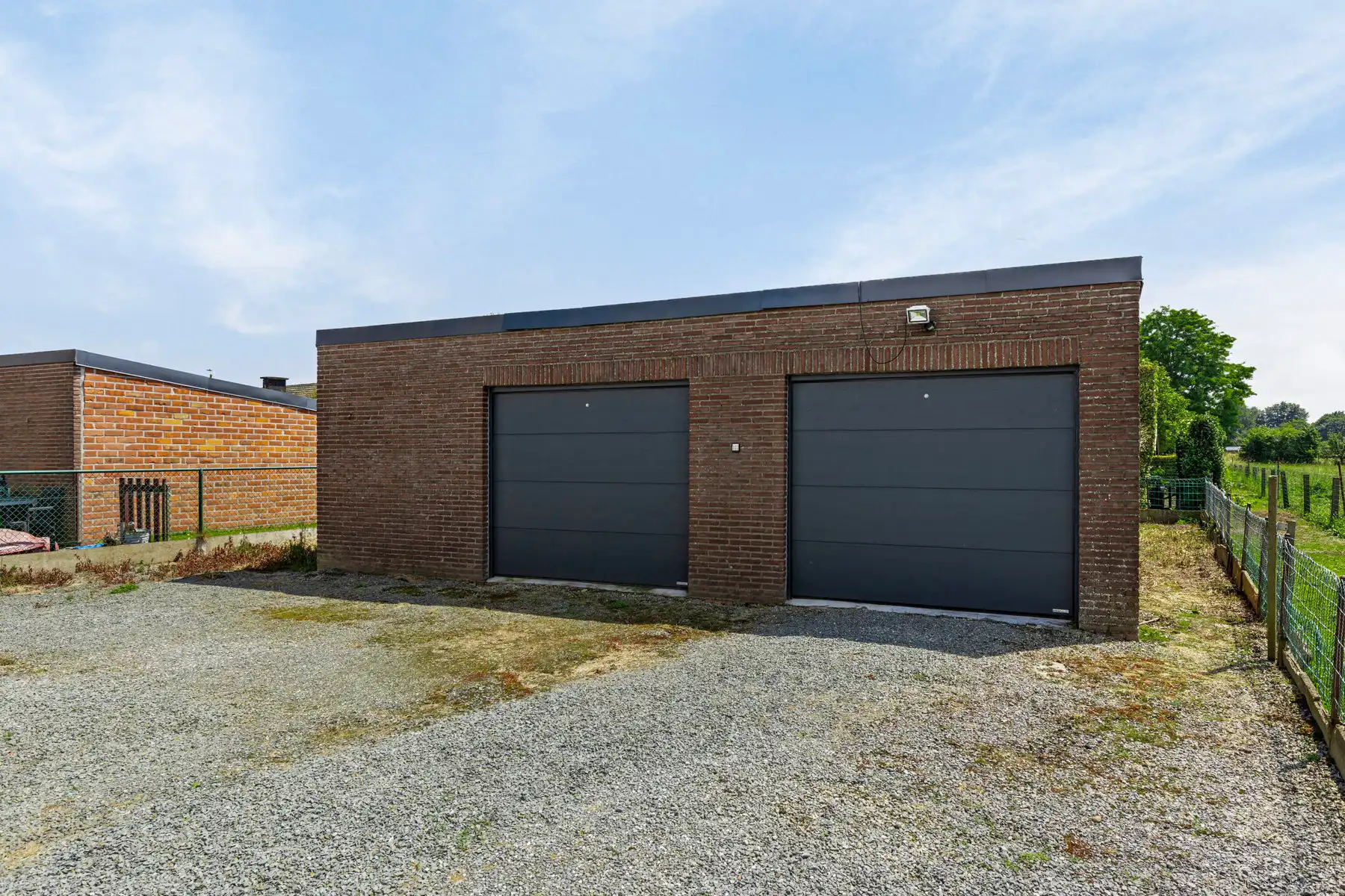 Duplex appartement met 4 slpk en 2 badkamers, tuin en garage foto 22
