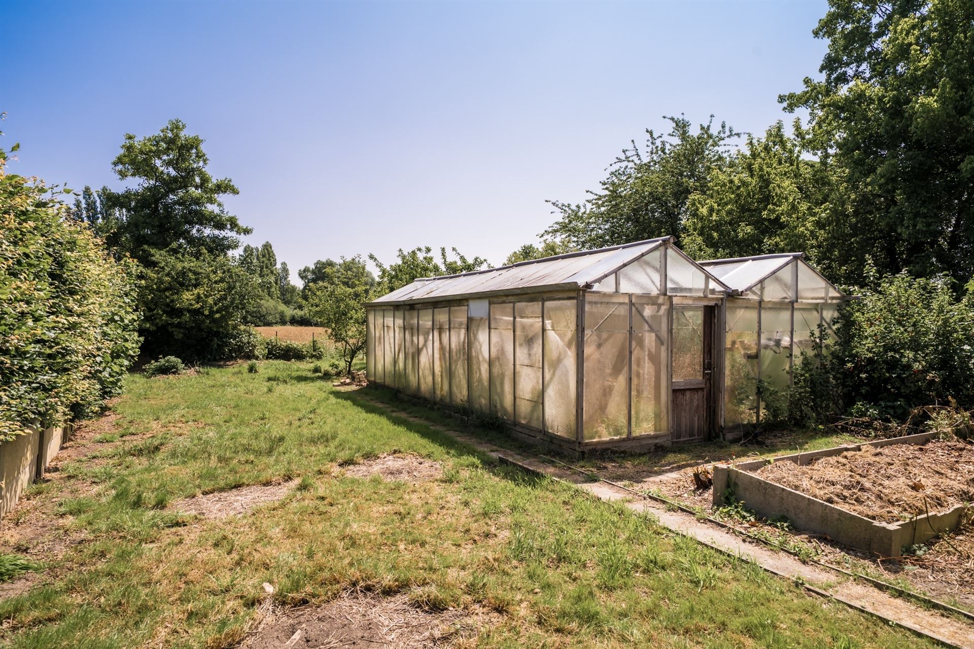 Rustig gelegen woonhuis met veel potentieel foto 33