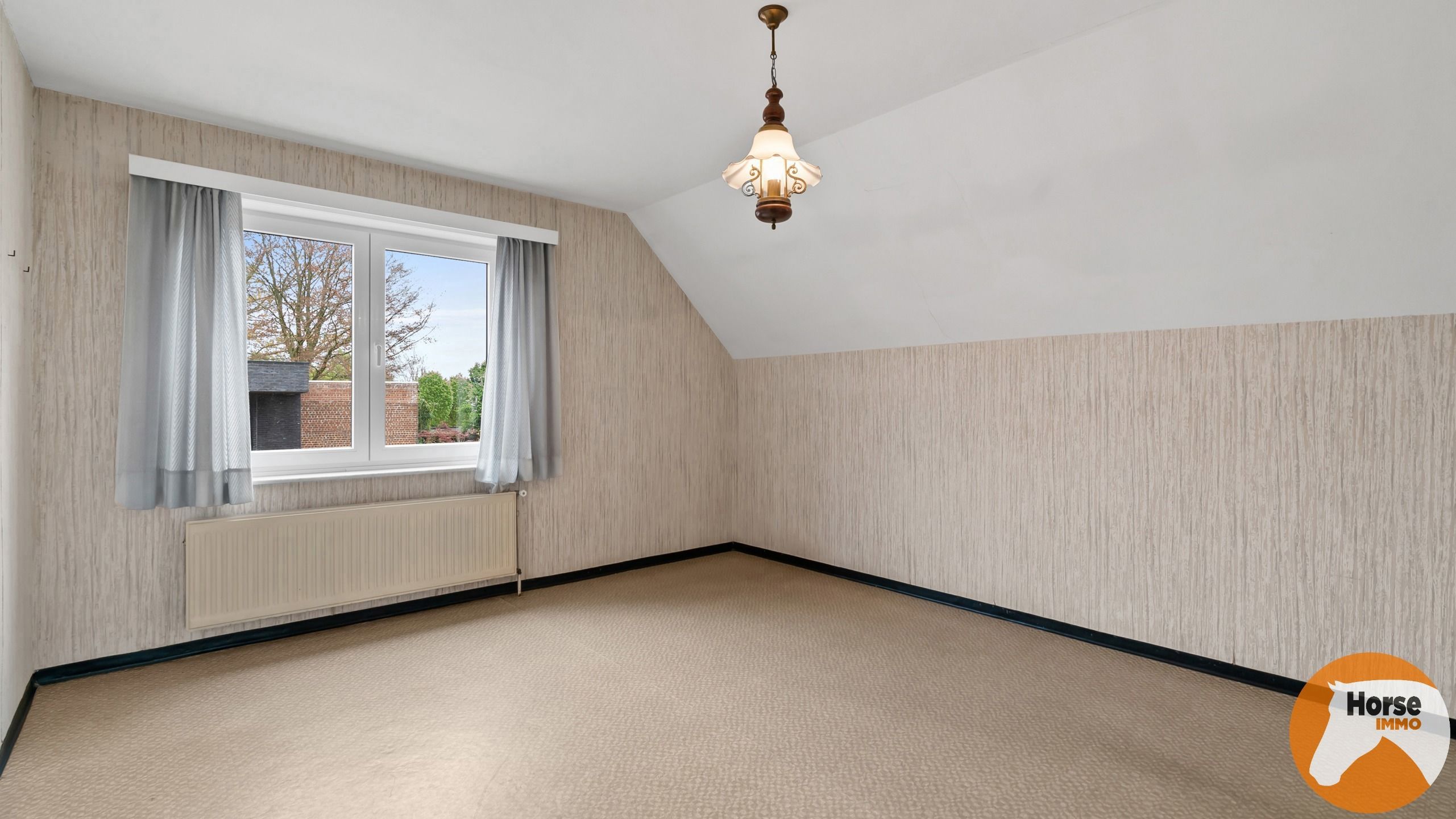 HERZELE - Woning met bijgebouw op 55are foto 12