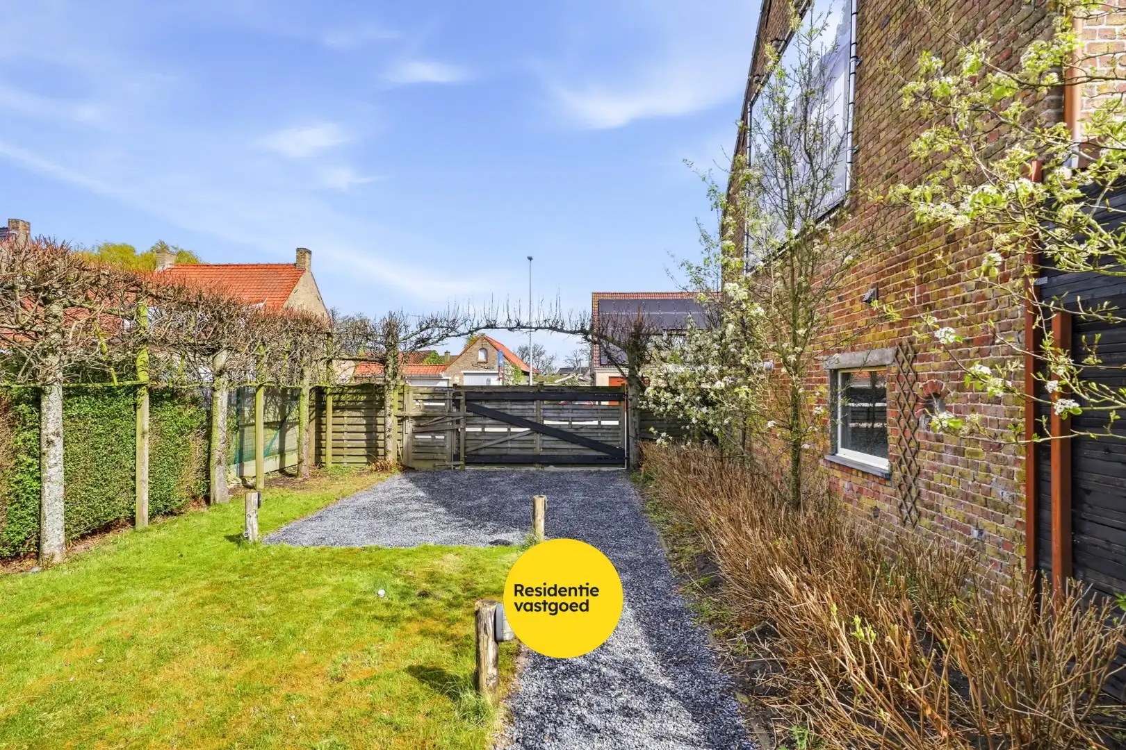 Karaktervolle halfopen bebouwing met multifunctioneel bijgebouw  in Westkerke foto 32