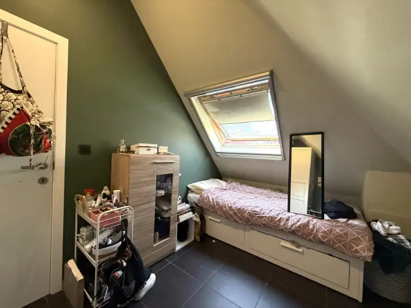 Leuke moderne woning op rustige topligging nabij Sint-Pietersstation en UZ Gent foto 8