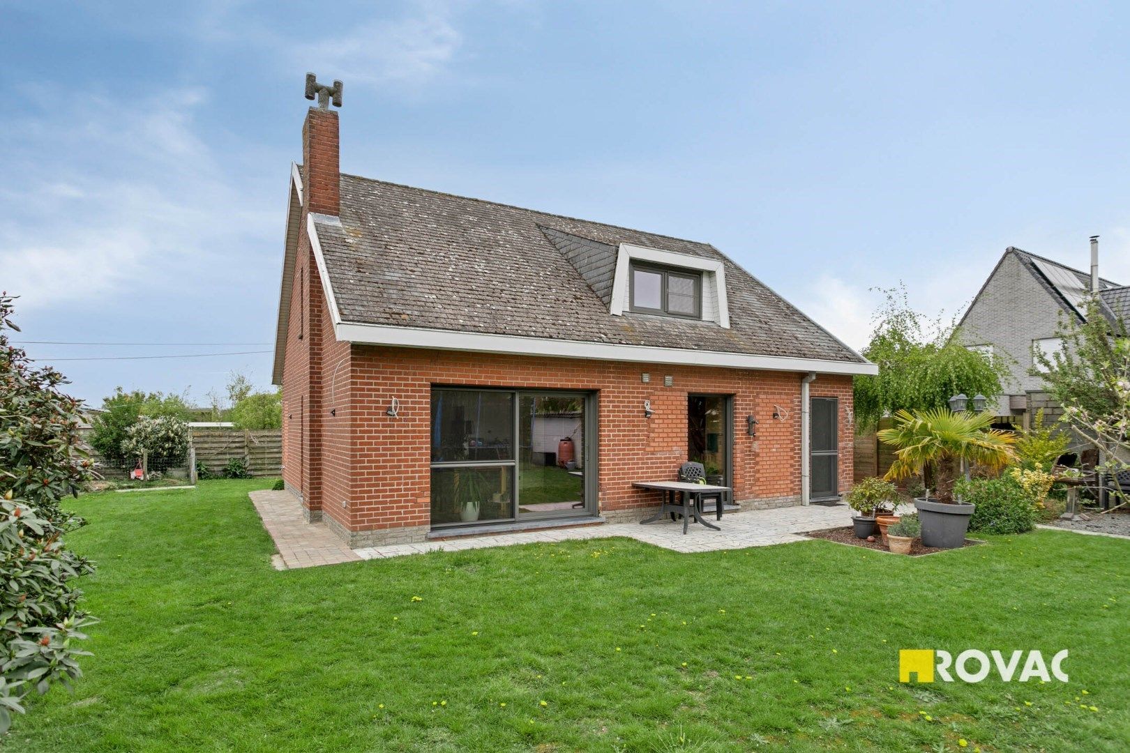 Alleenstaande woning met zuidgerichte tuin op 727 m² foto {{pictureIndex}}