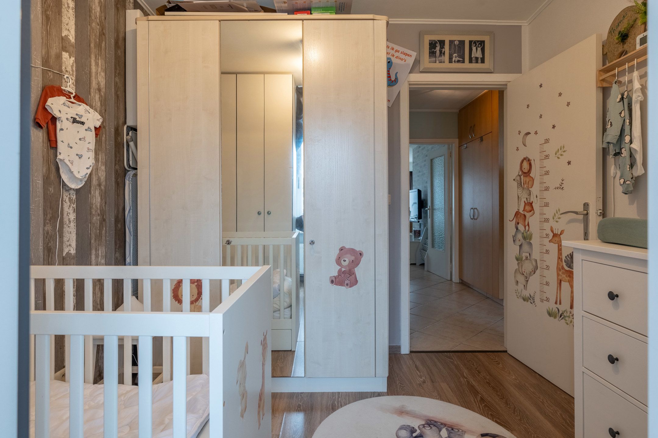 Instapklaar 2slpk appartement met garagebox en terras te Turnhout foto 11