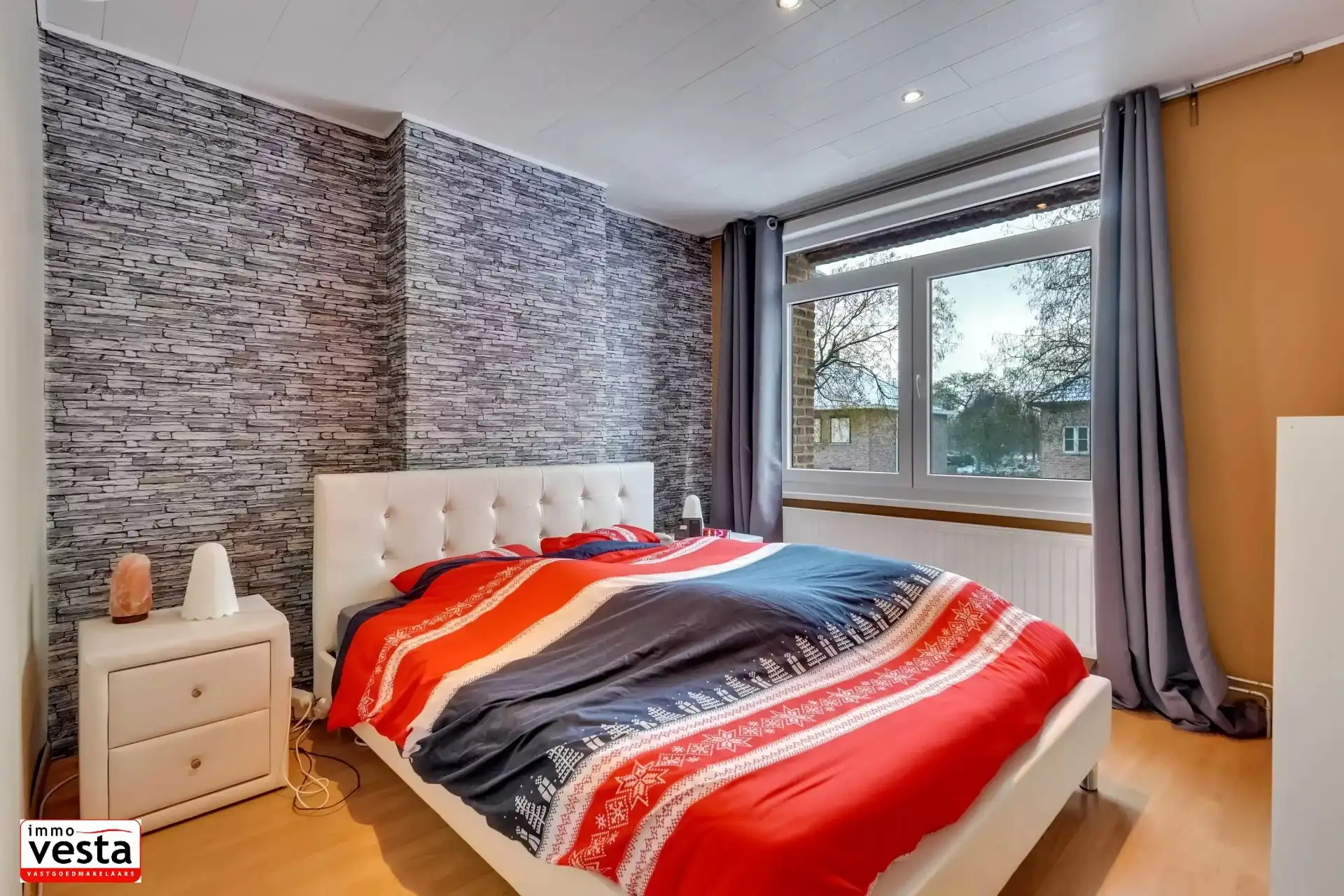 Ruime gezinswoning met 4 slaapkamers foto 11