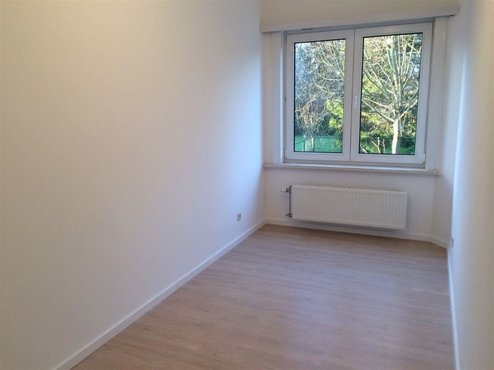 Gelijkvloers duplex met grote tuin | 3 slpk | privatieve inpandige garage  foto 6