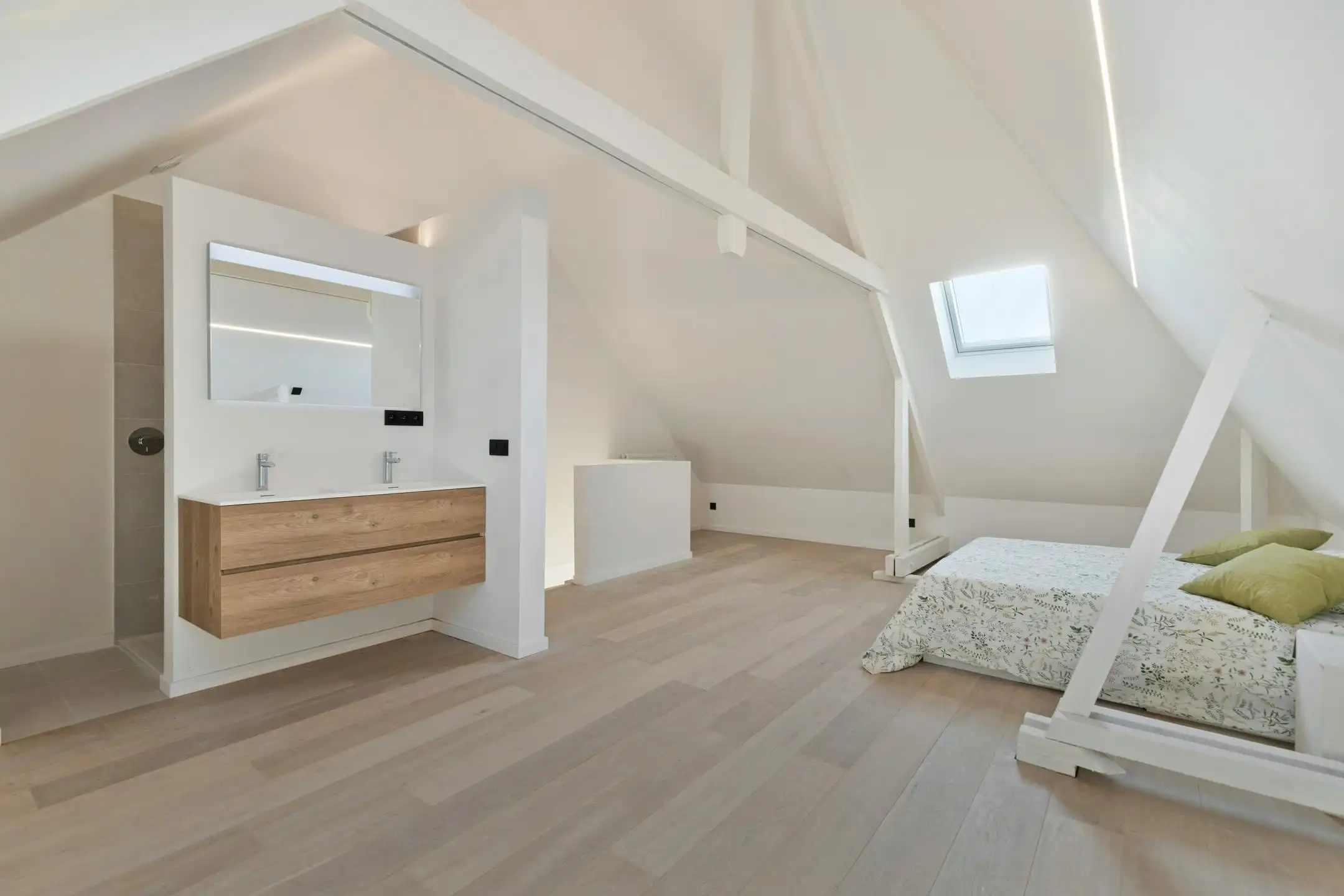 Gerenoveerde, energiezuinige woning te koop te Oudenaarde.  foto 15