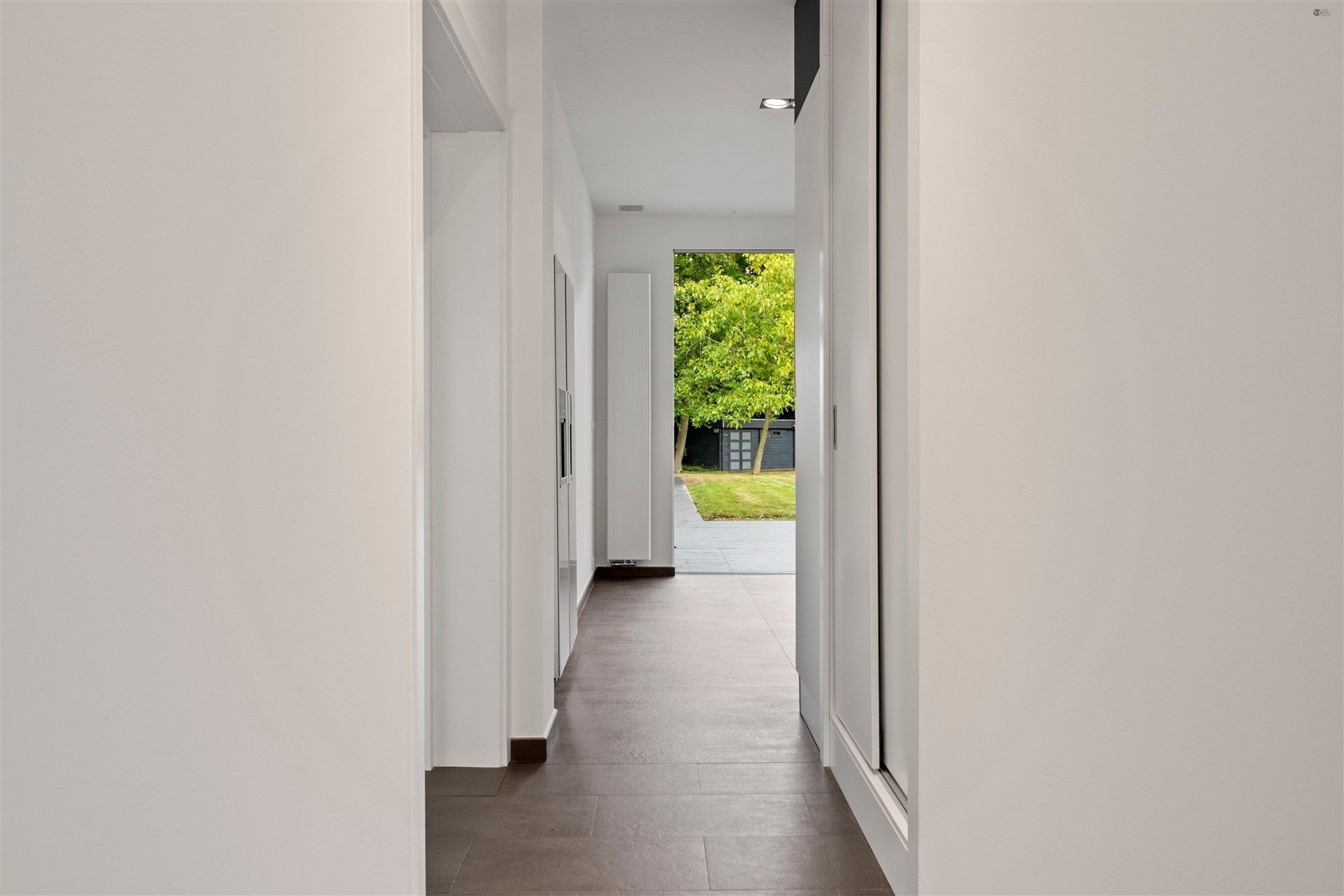 Ruime moderne villa met alle luxe op 5.176m² foto 10