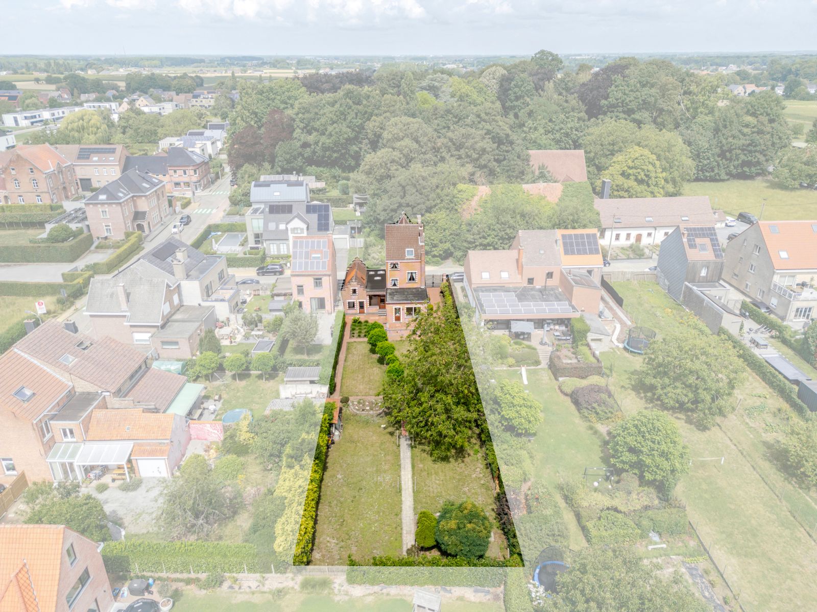 Burgerwoning met 4 slaapkamers en ruime tuin in Beigem foto 3