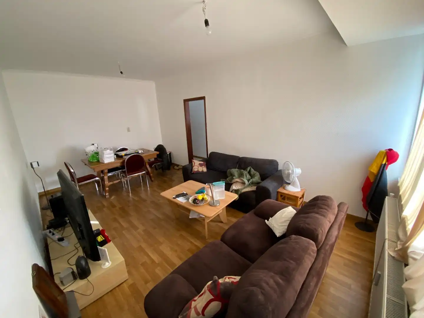 Gelijkvloers appartement met 2 slaapkamers en buitenkoertje in hartje Tongeren foto 7