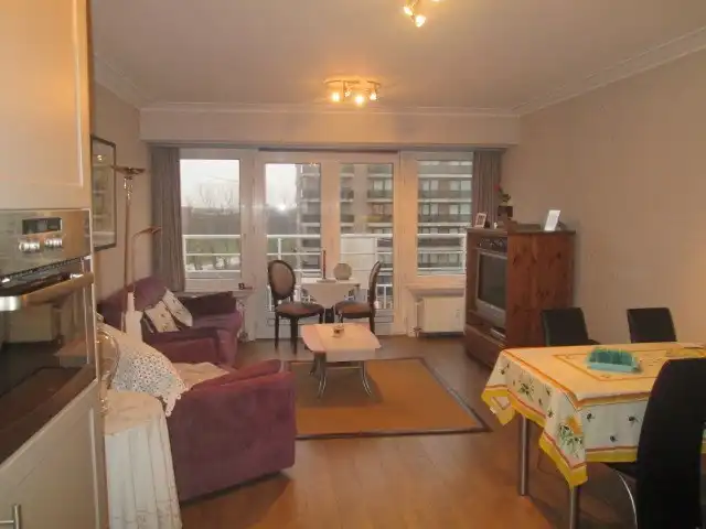 Mooi en zonovergoten 3 slaapkamerappartement  foto 2