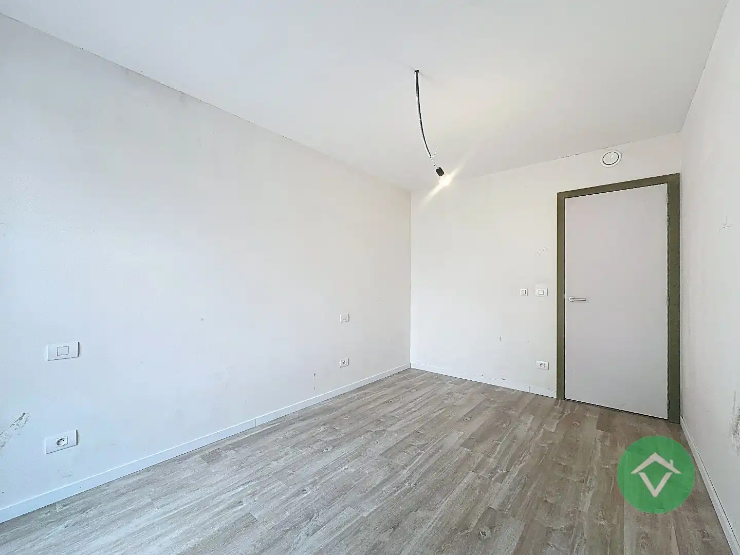 Wonen nabij jachthaven en zee - ruim appartement met terras en drie slaapkamers foto 22