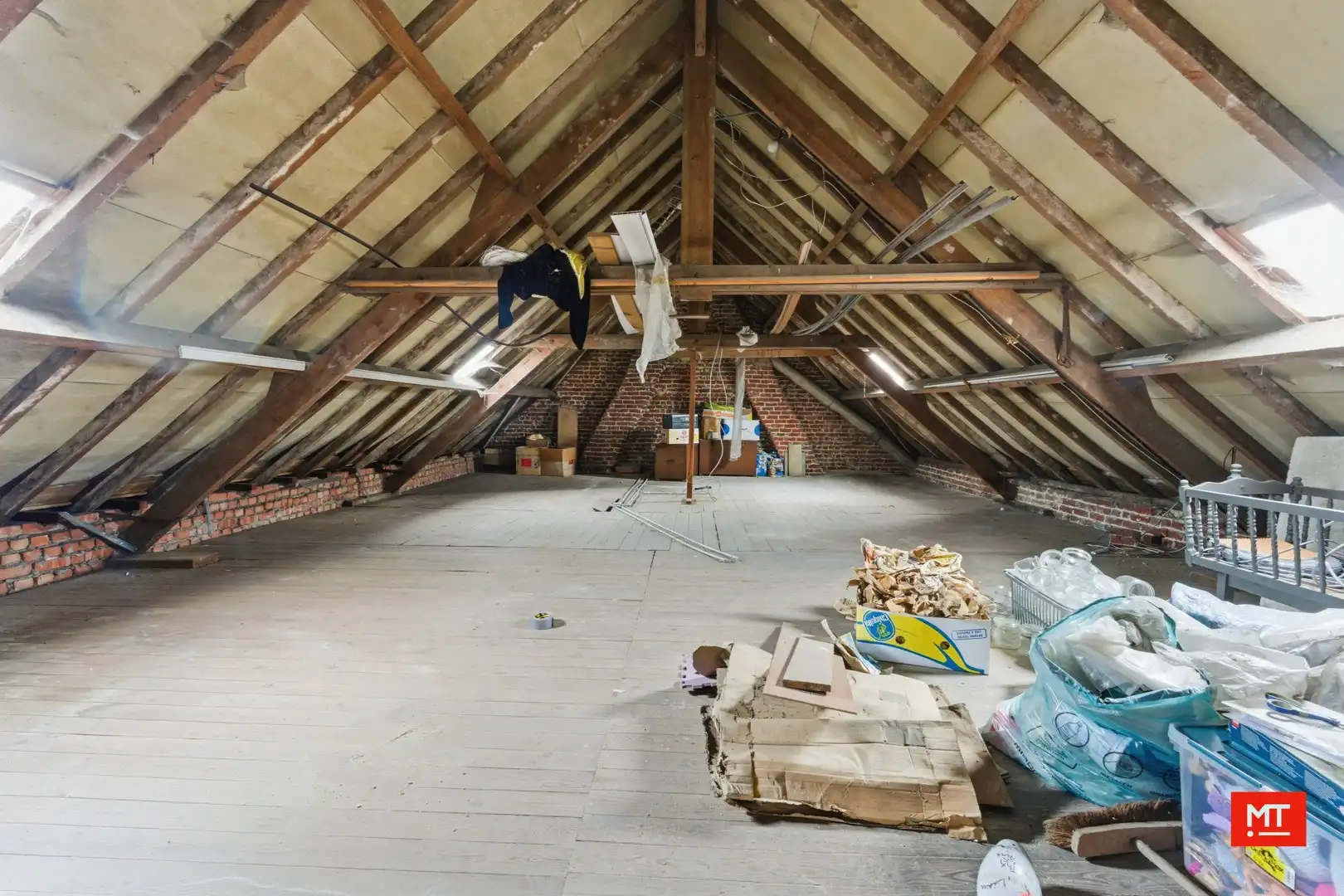 Bijzonder ruime woning met atelier in het centrum Zonnebeke foto 15
