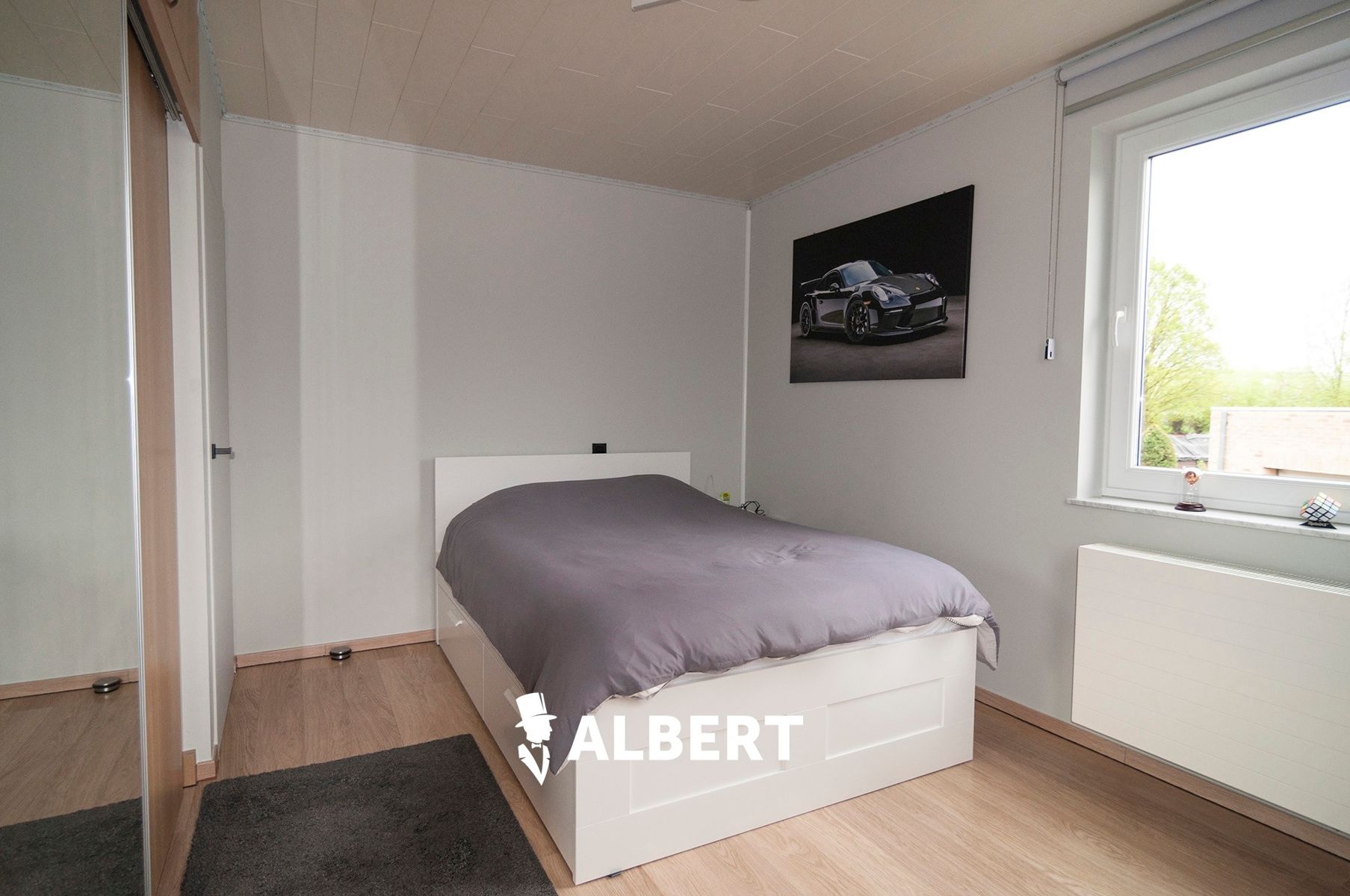 Instapklare woning met grote tuin en garage/magazijnruimte foto 23