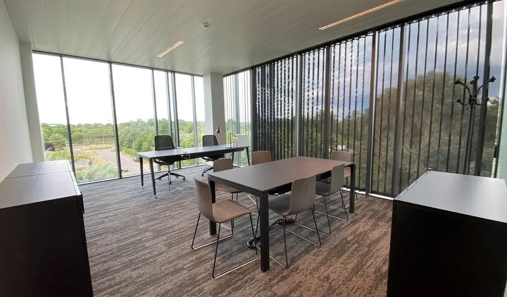 Full service kantoren in d'Office Gent aan The Loop foto 9