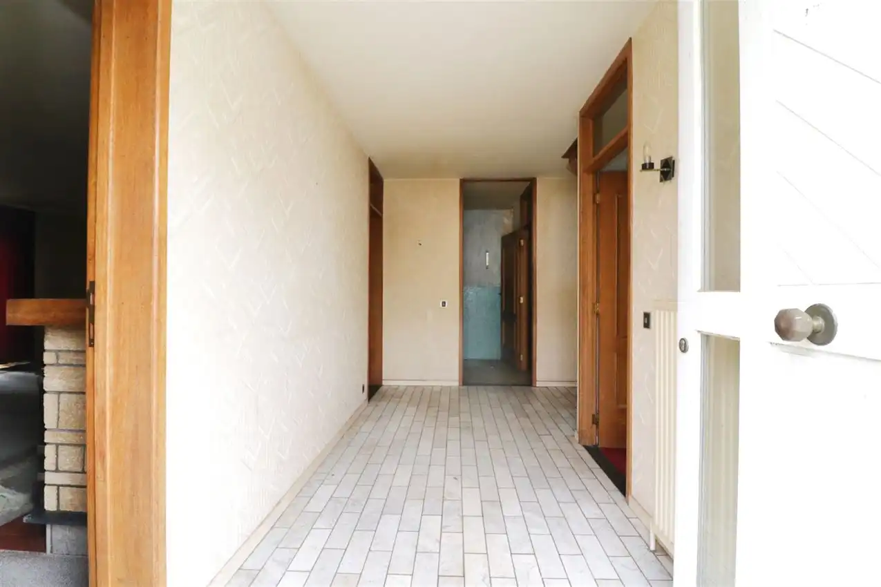 karaktervol, geliefde ligging, 6 slpk, te renoveren foto 7