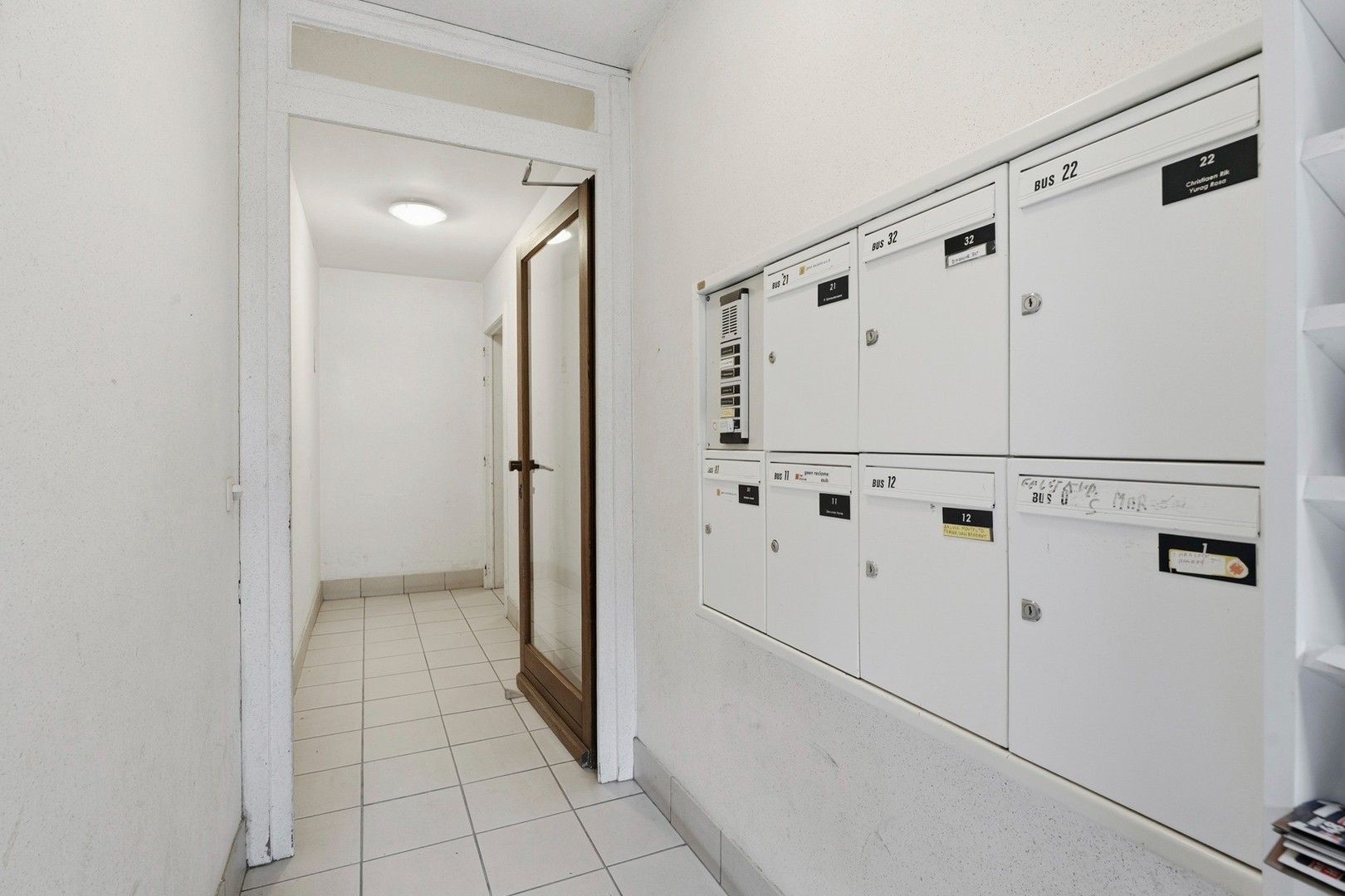 Gemeubeld appartement met 1 slaapkamer foto 2
