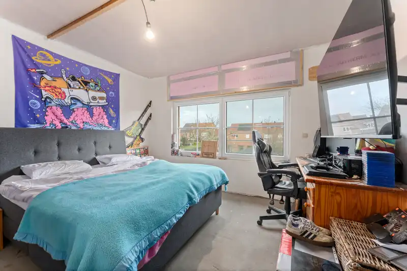 Roeselare - Charmante gezinswoning met 4 slpk in kindvriendelijke buurt foto 9