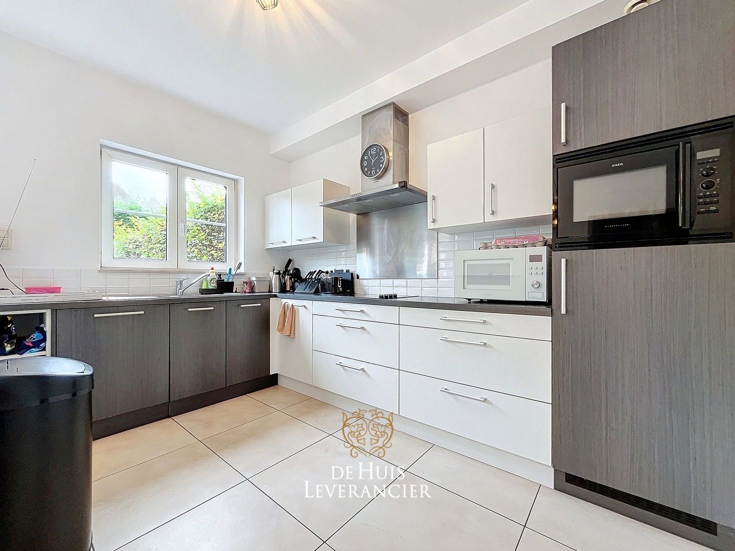 Woning met 4 slaapkamers in Long-island stijl op toplocatie ! foto {{pictureIndex}}