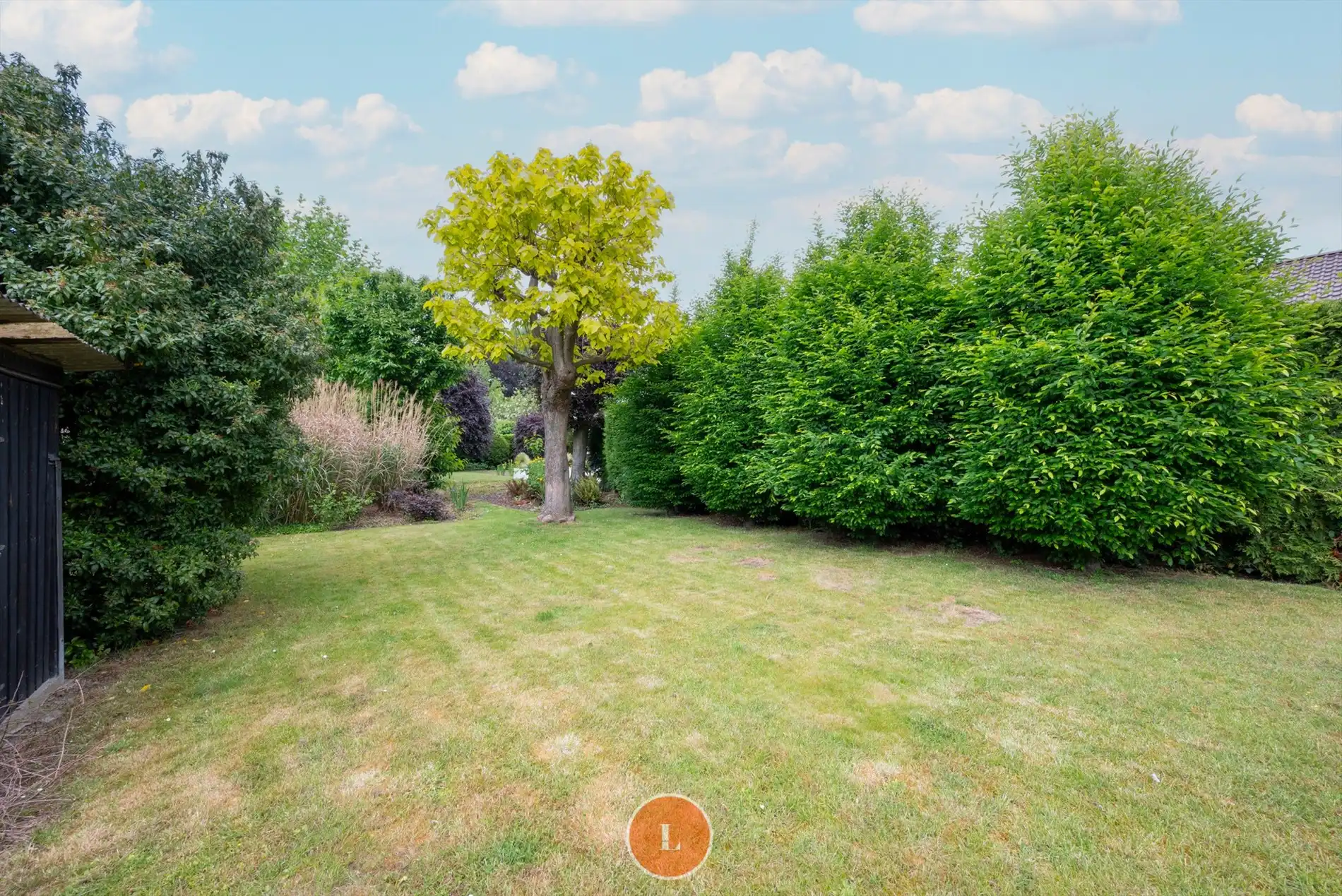 Villa met praktijkruimte en vijver op 1349m² foto 29