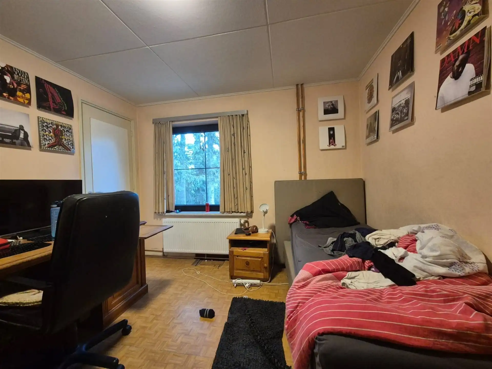 Ruime woning met 3 slaapkamers gelegen in een groene omgeving. foto 20