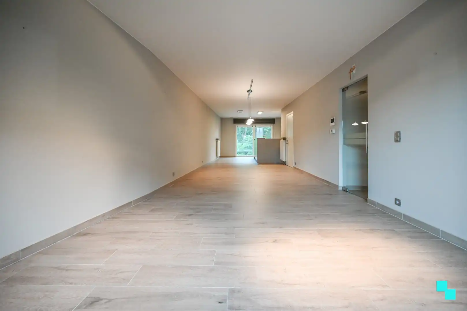 Tweeslaapkamer appartement in het centrum van Ingelmunster foto 6