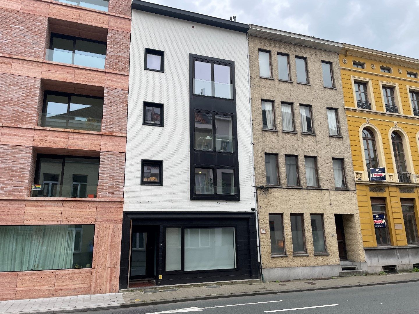 ruime studio in hartje Gent foto 2