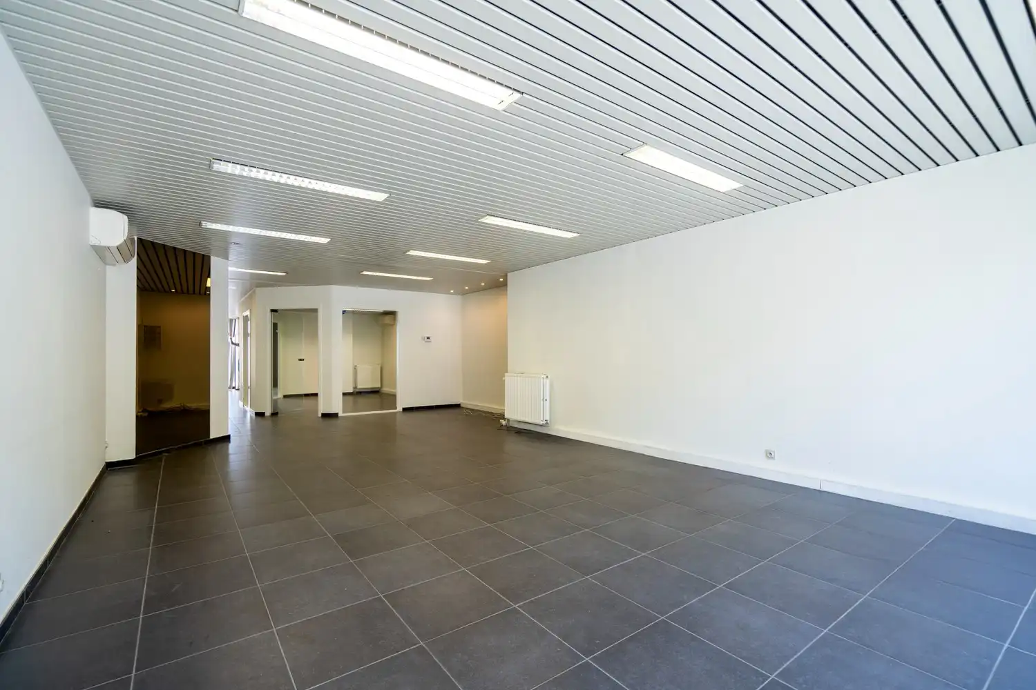 CENTRAAL PAND MET 7x PARKING foto 4