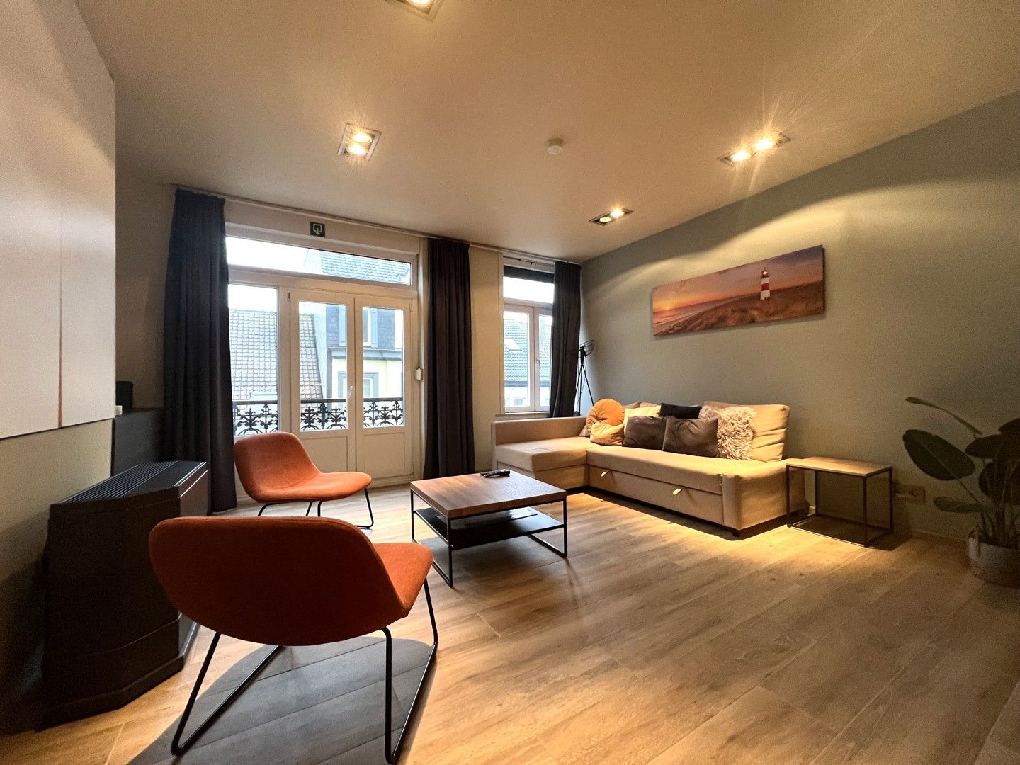Gemeubeld vakantie-appartement met 2/3 slaapkamers op topligging foto {{pictureIndex}}
