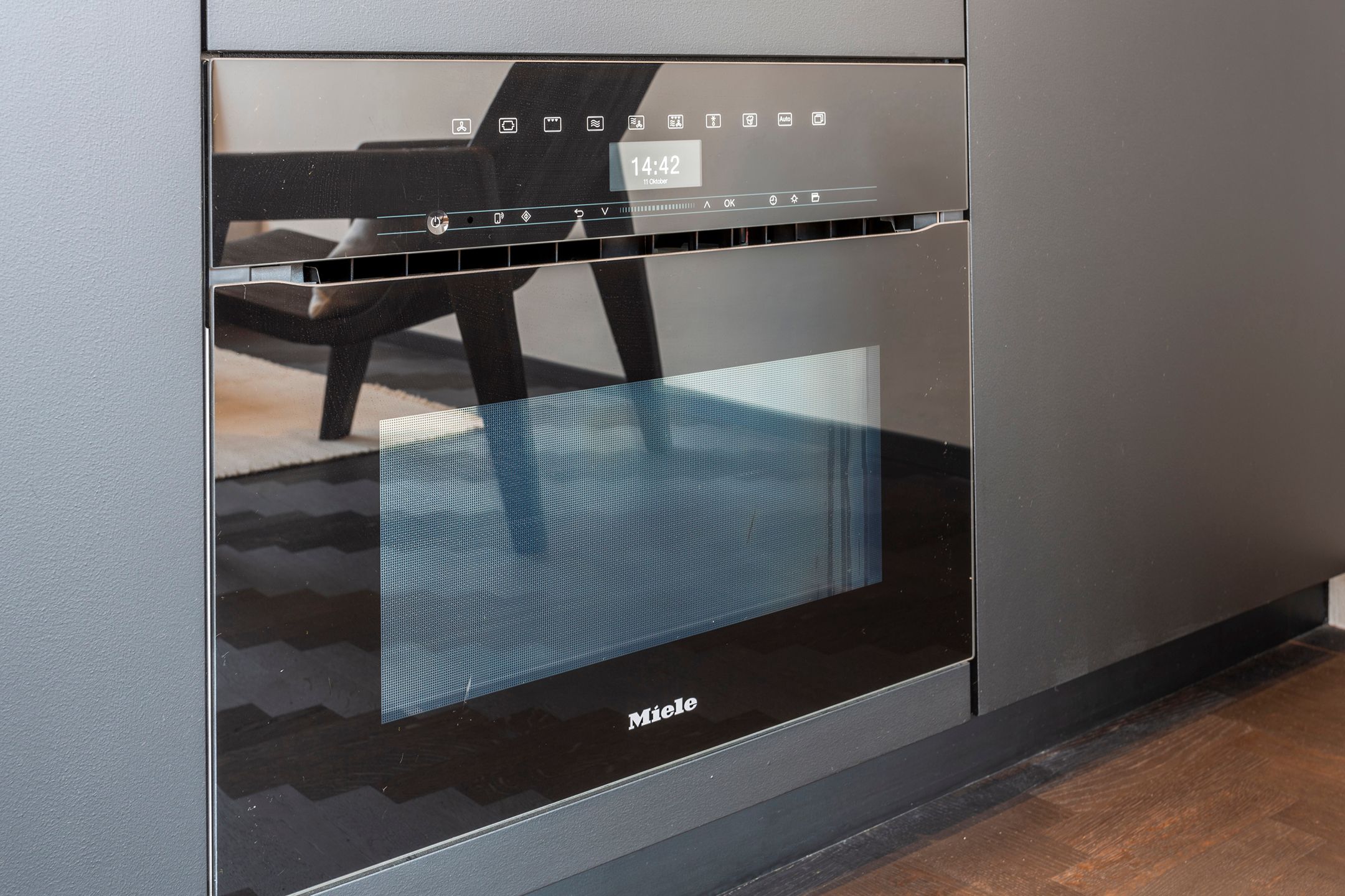 catchy cityloft met zalig terras vlakbij modemuseum foto 8