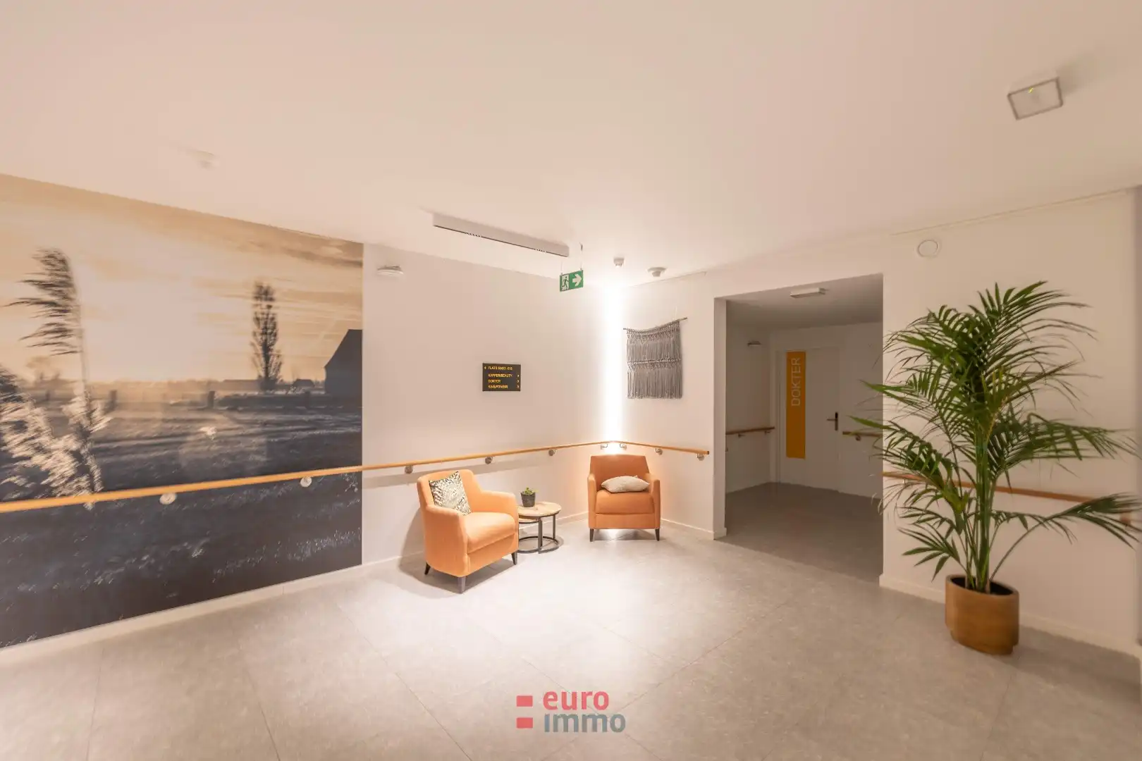 Instapklare assistentiewoning met luxueuze afwerking in Veurne! foto 8