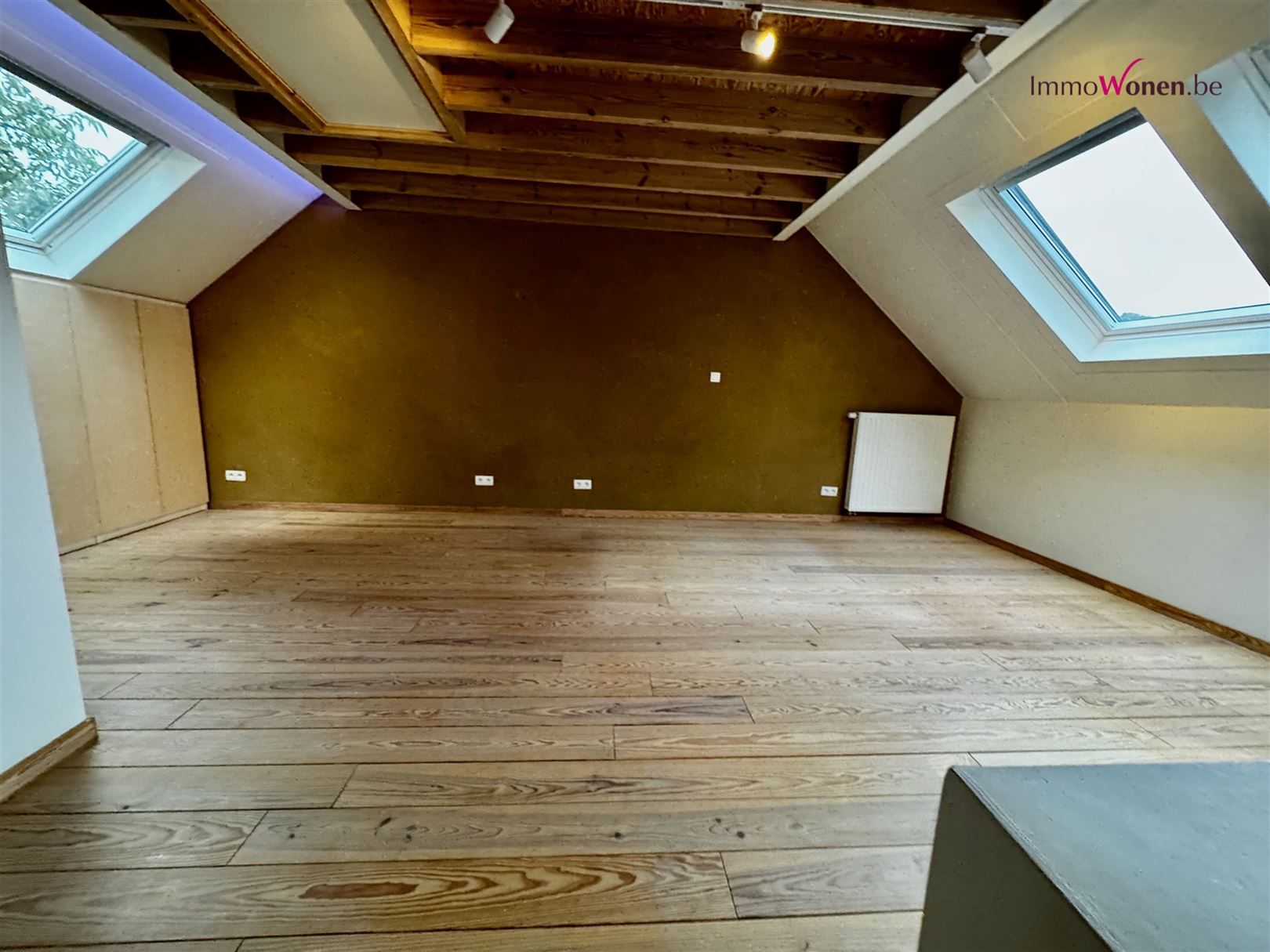 Tinne van ImmoWonen.be verhuurt dit fijne huisje met garage foto 19