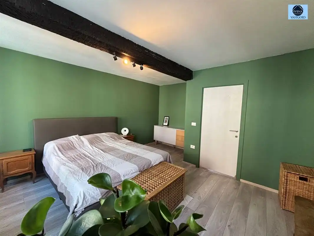 KARAKTERVOLLE GERENOVEERDE WONING MET 4 SLAAPKAMERS foto 9