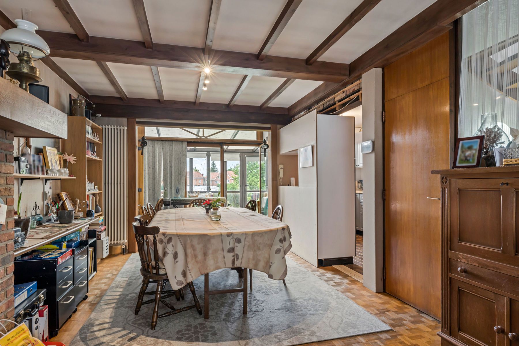 Charmante bel-etage met tuin & garage in hartje Sint-Niklaas foto 10