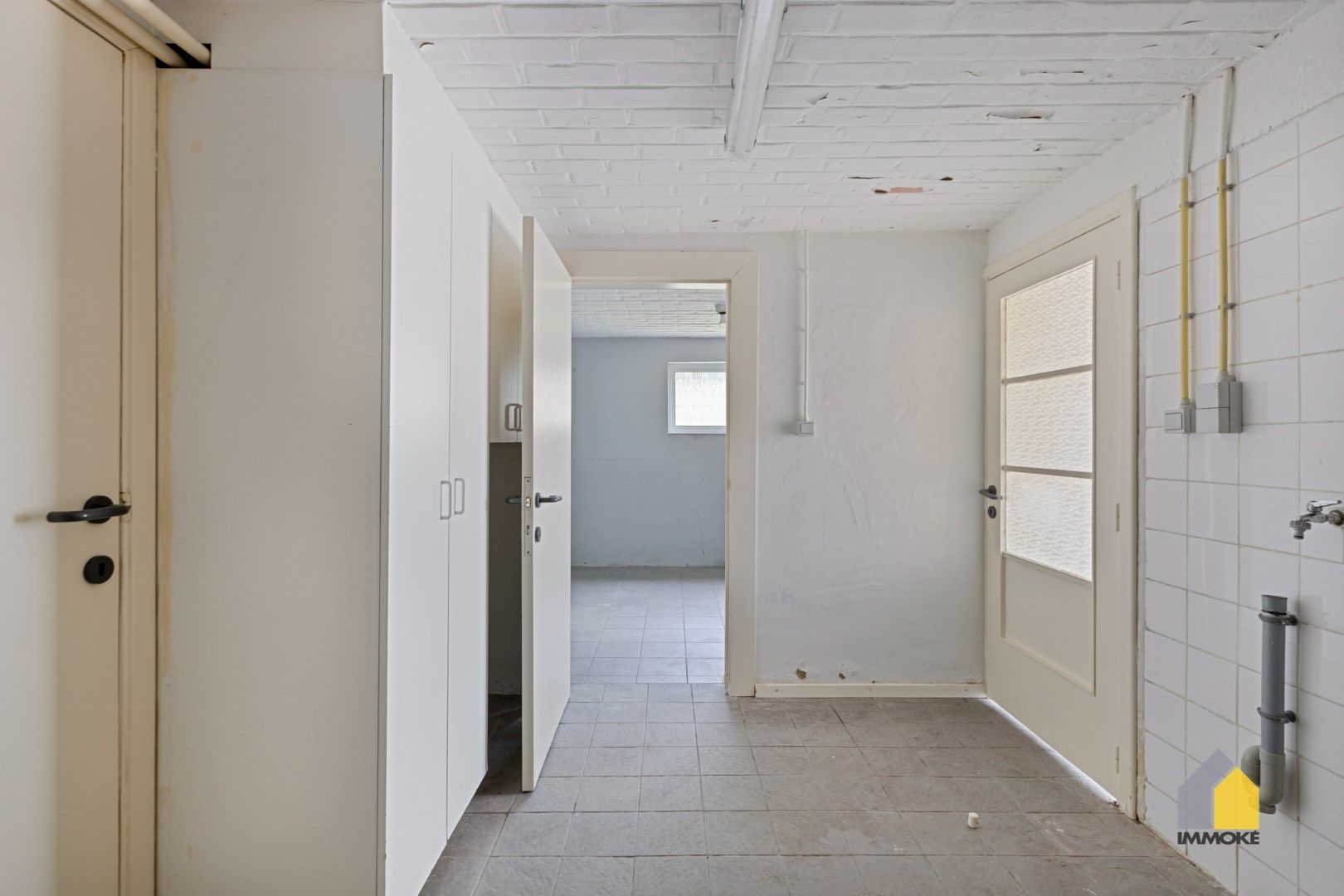 Halfvrijstaande woning met 3 slpks en grote polyvalente ruimte op perceel van 5 a 25 ca. foto 30