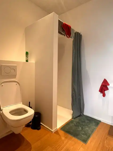 Bedrijfshal van 207 m² met een kantoorruimte op 1° verd. van 105 m² foto 18