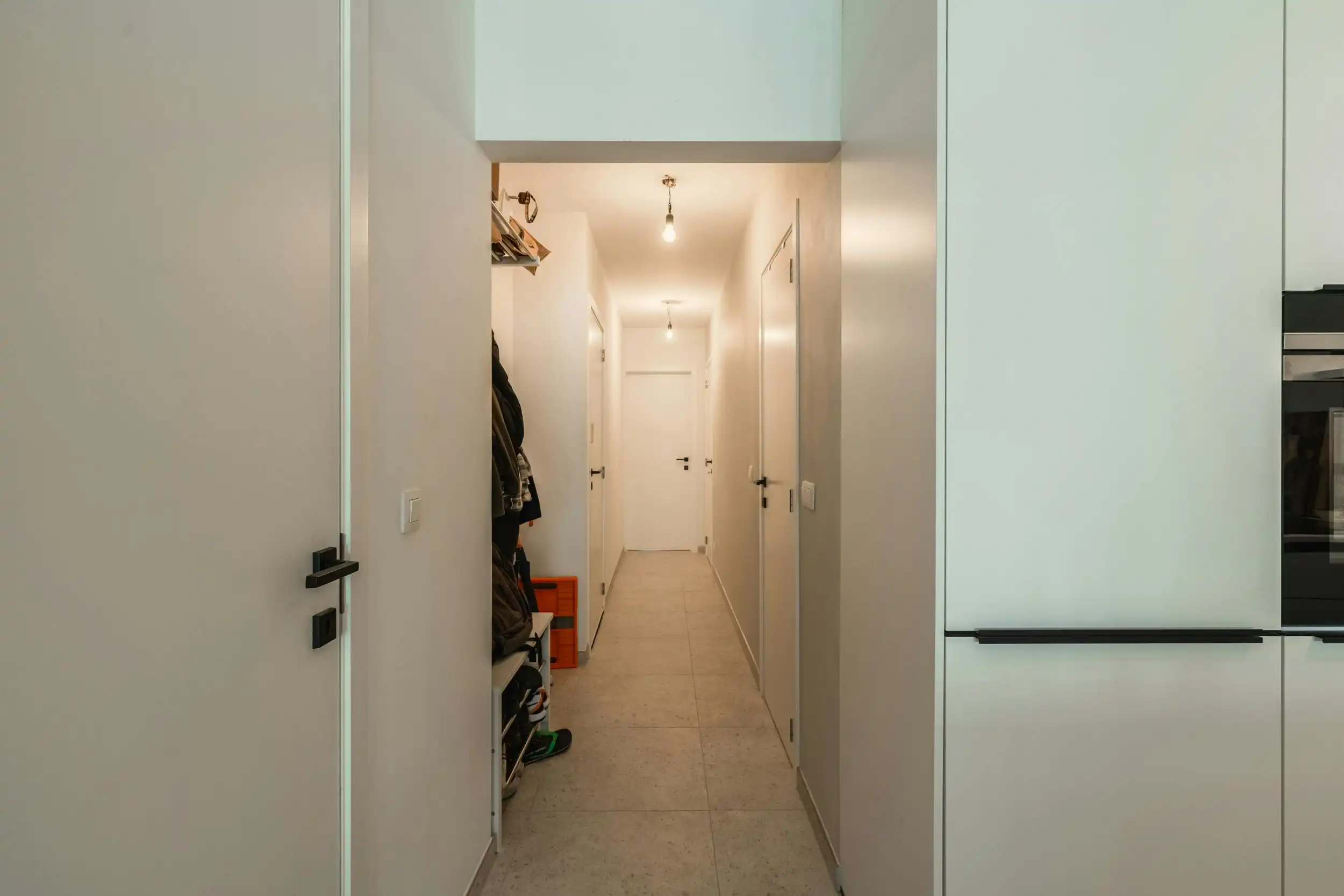 Instapklaar 2-slaapkamer appartement (85m²) te Oostende foto 18