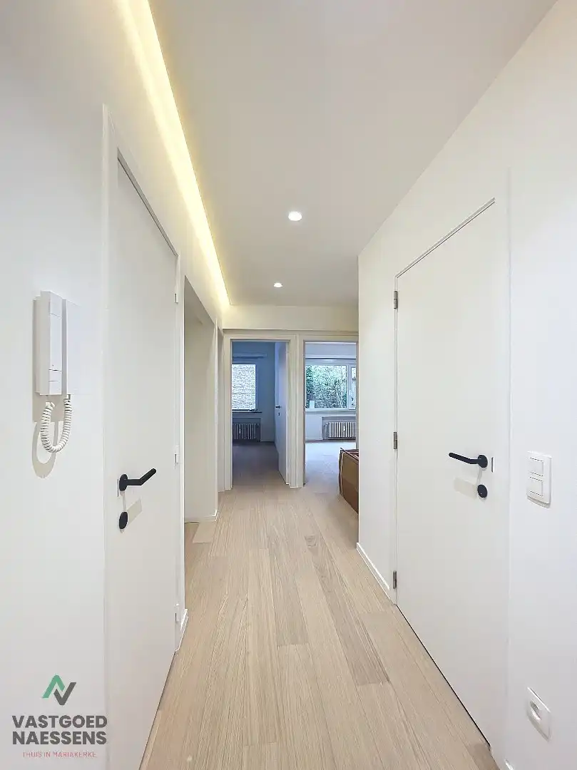 SCHITTEREND VERNIEUWD 2 SLPK APP MET TUIN  foto 7