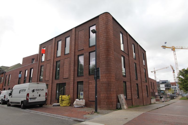 ()=>{if(producerUpdateValueVersion(node),producerAccessed(node),node.value===ERRORED)throw node.error;return node.value} Volksplein 18/0021 - 8500 Kortrijk