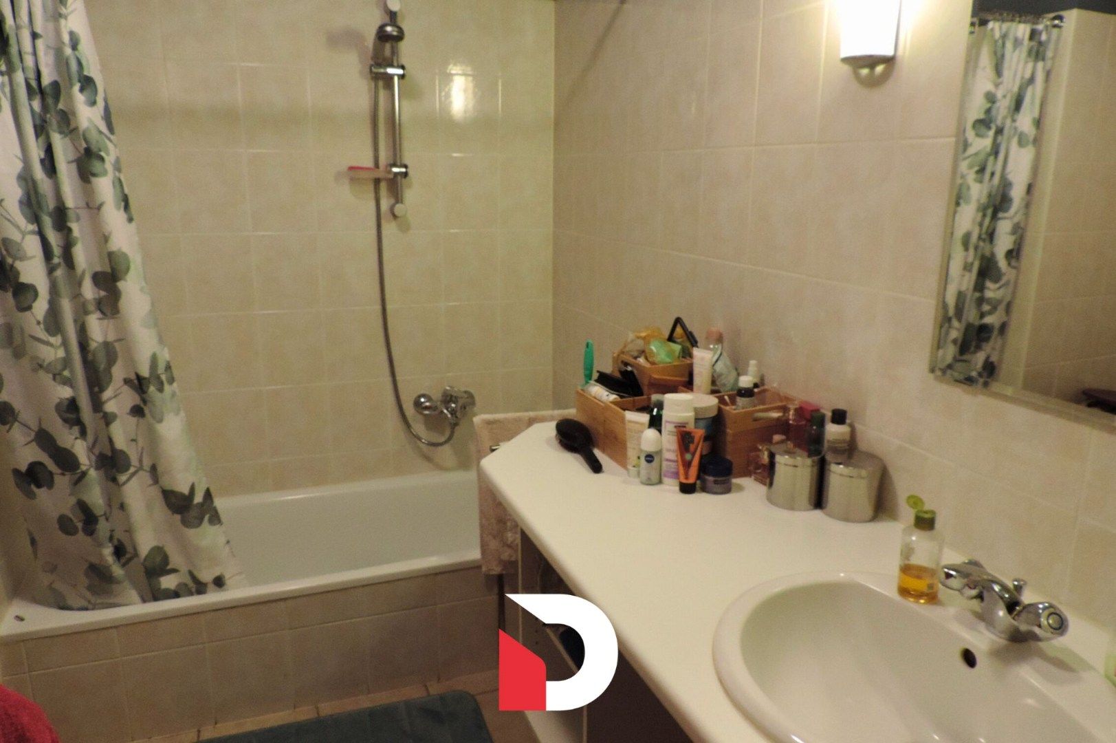 Gezellig appartement met 2 slaapkamers en terras in hartje Brugge foto 8