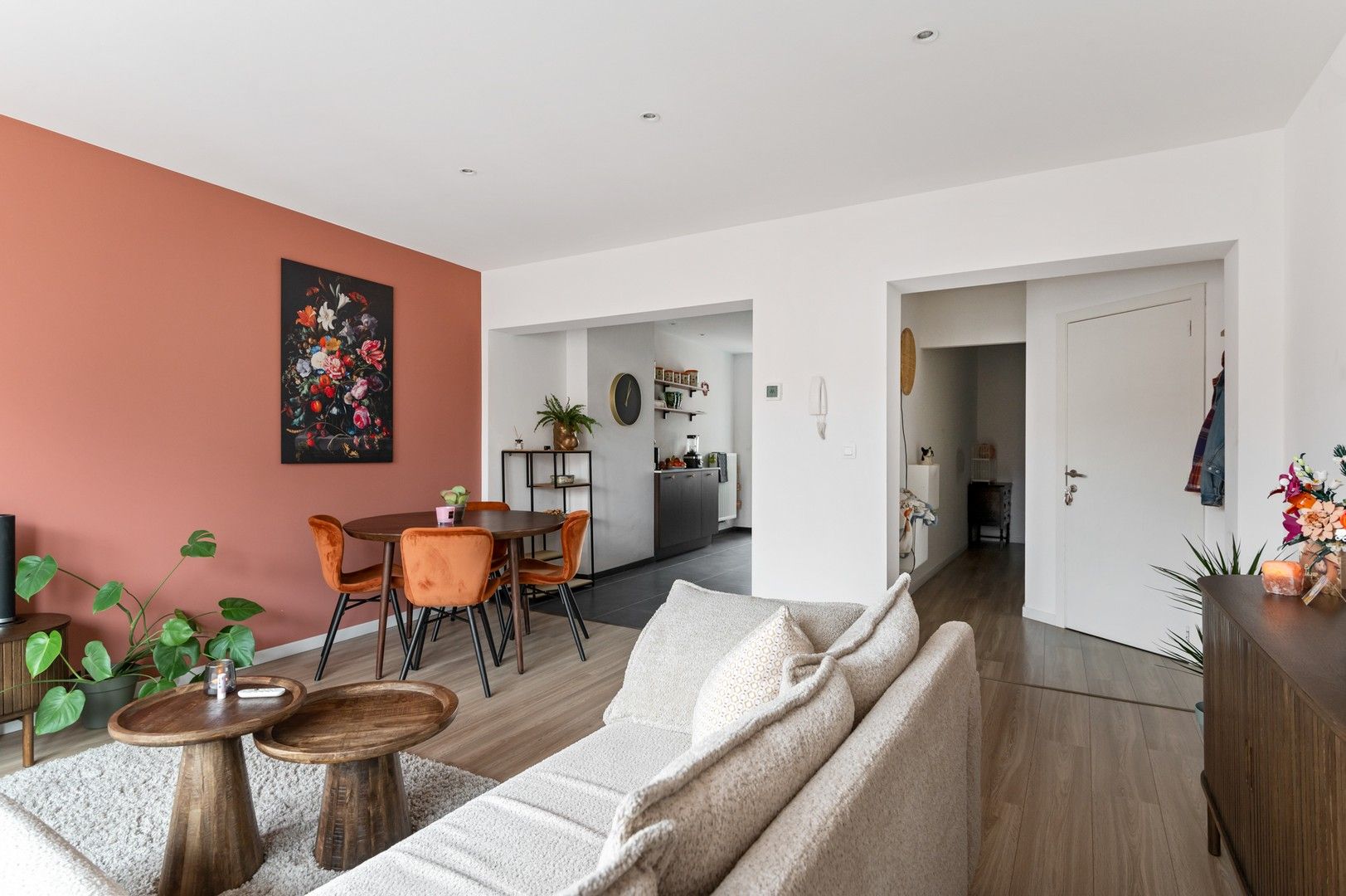 Recent instapklaar 2-slpk appartement in centrum Brasschaat foto 5
