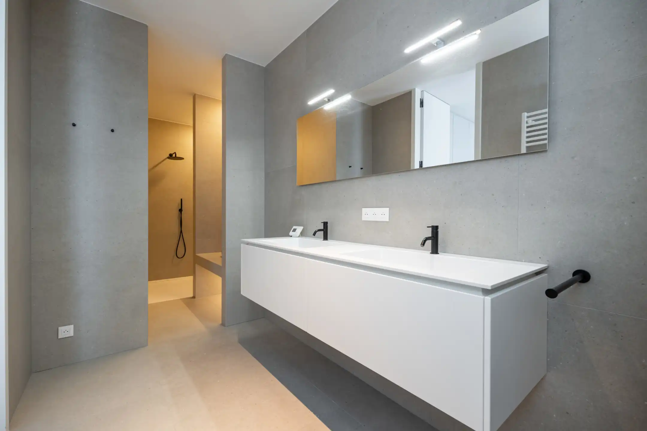 ANTWERPEN - Exclusief appartement te residentie Aequor foto 8