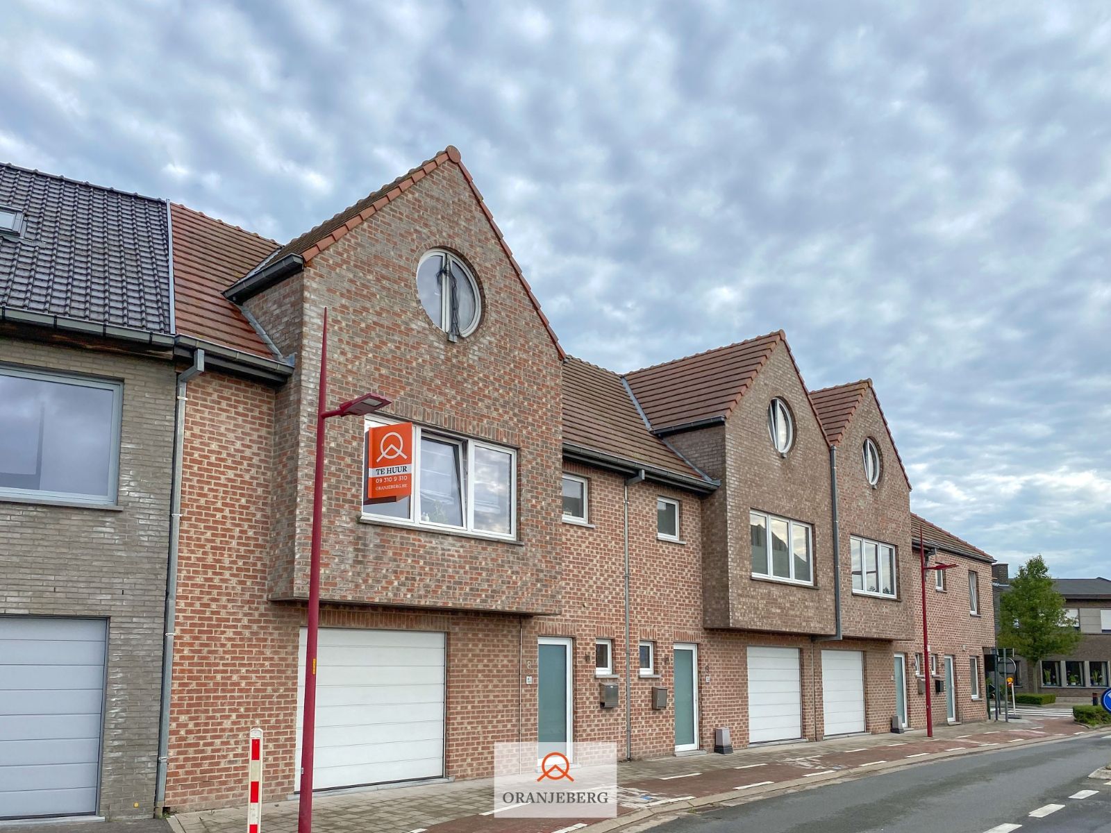 Lichtrijke bel-étage woning met garage en tuin te Lievegem - Waarschoot foto 21