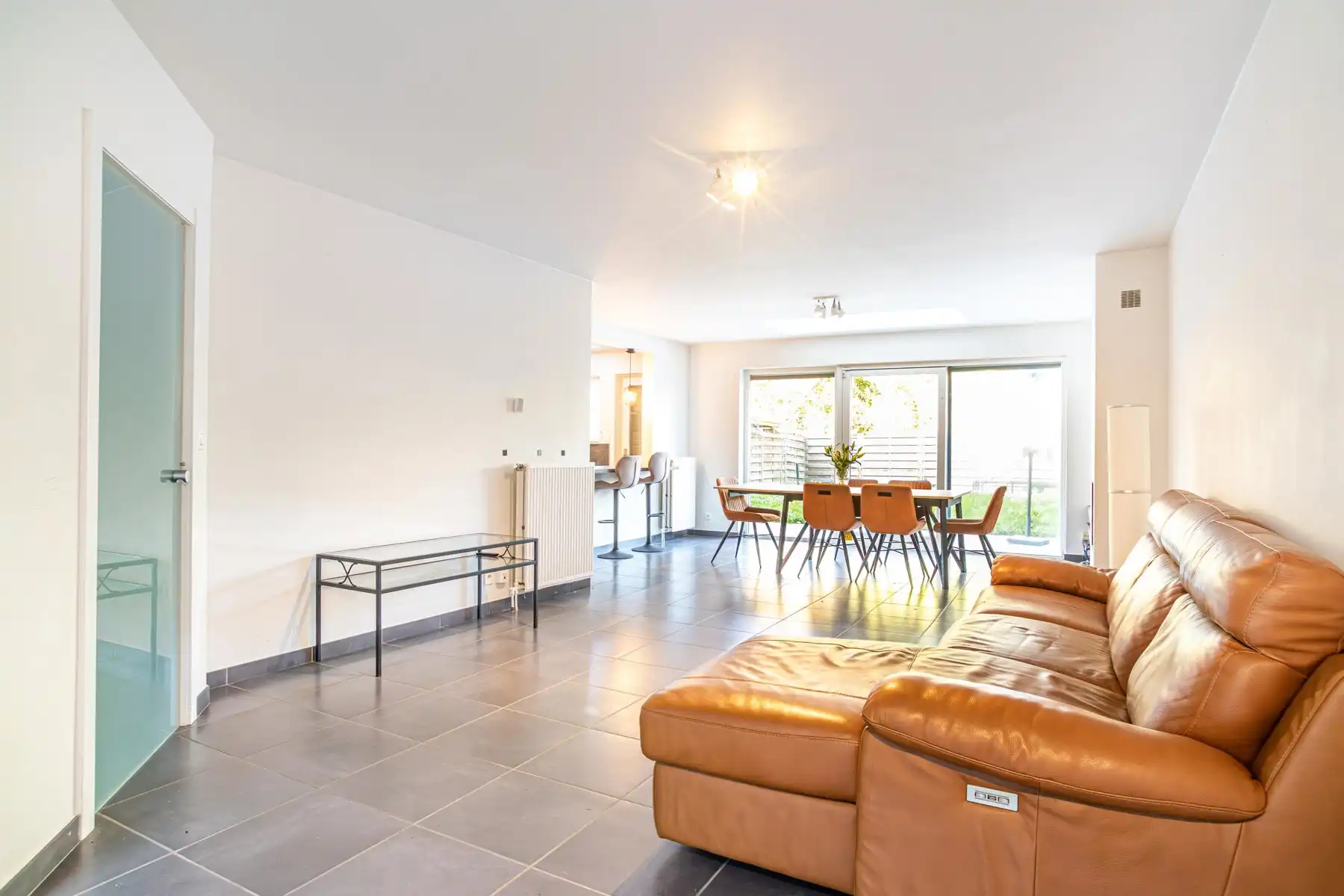 Instapklare, brede woning met uniek groen uitzicht foto 6