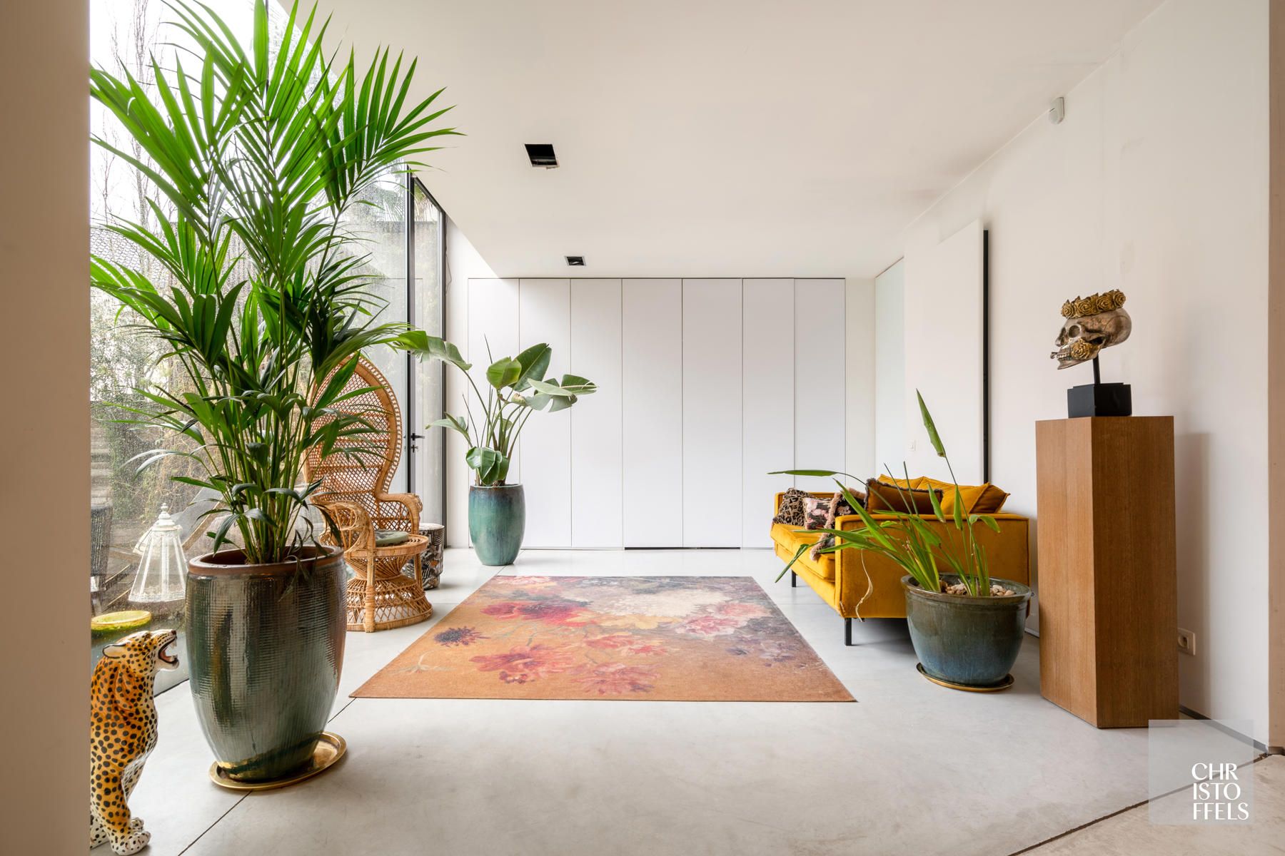 Herenhuis met commerciële ruimte (107m²) en woonst (200m²)! foto {{pictureIndex}}